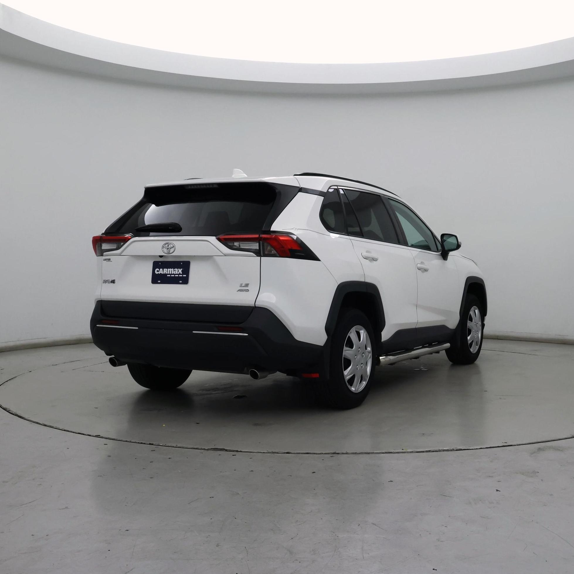 Thumbnail: 2020 Toyota RAV4 - 8