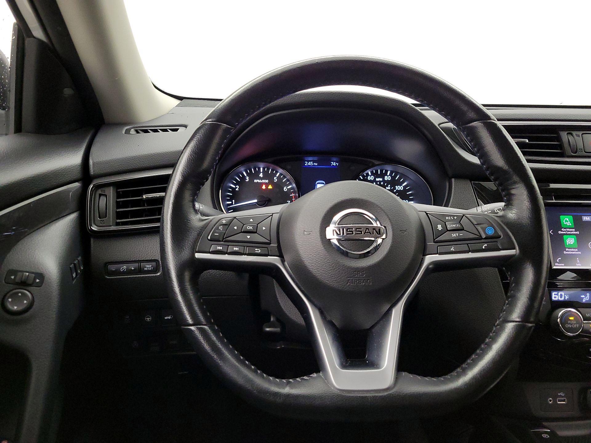 Thumbnail: 2020 Nissan Rogue - 10