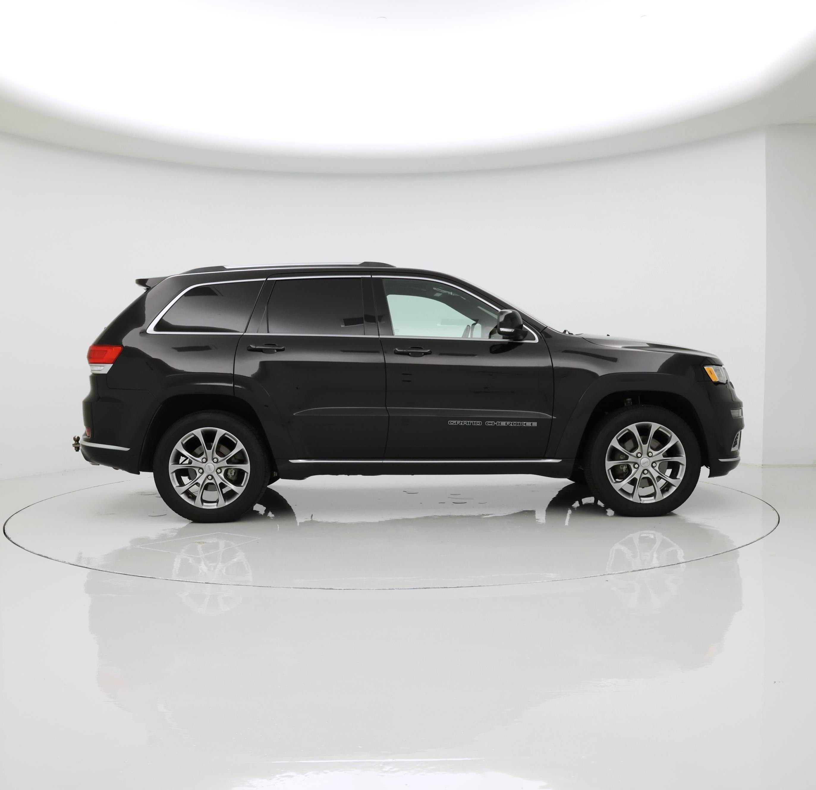 Thumbnail: 2020 Jeep Grand Cherokee - 7