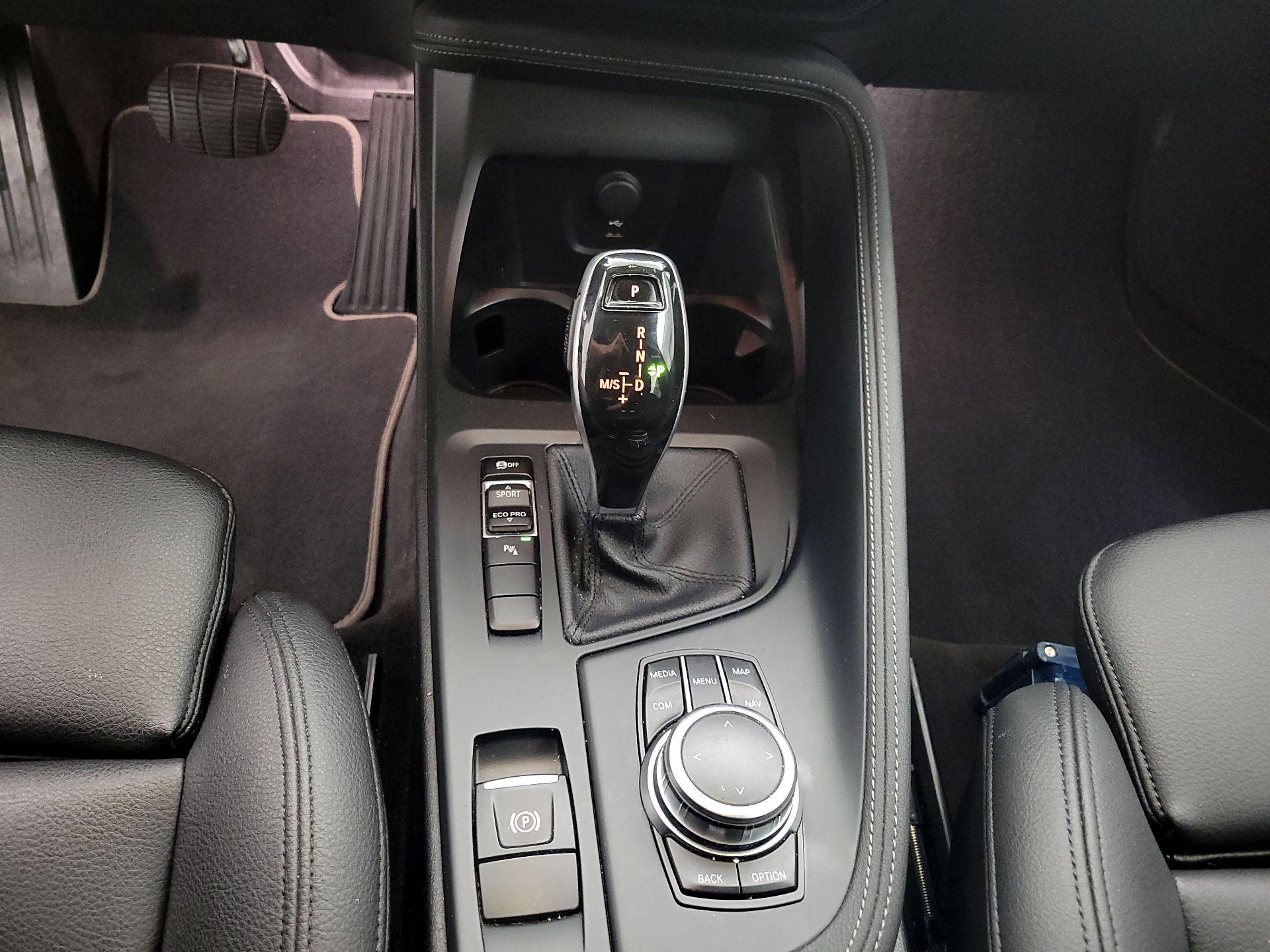 Thumbnail: 2020 BMW X1 - 18