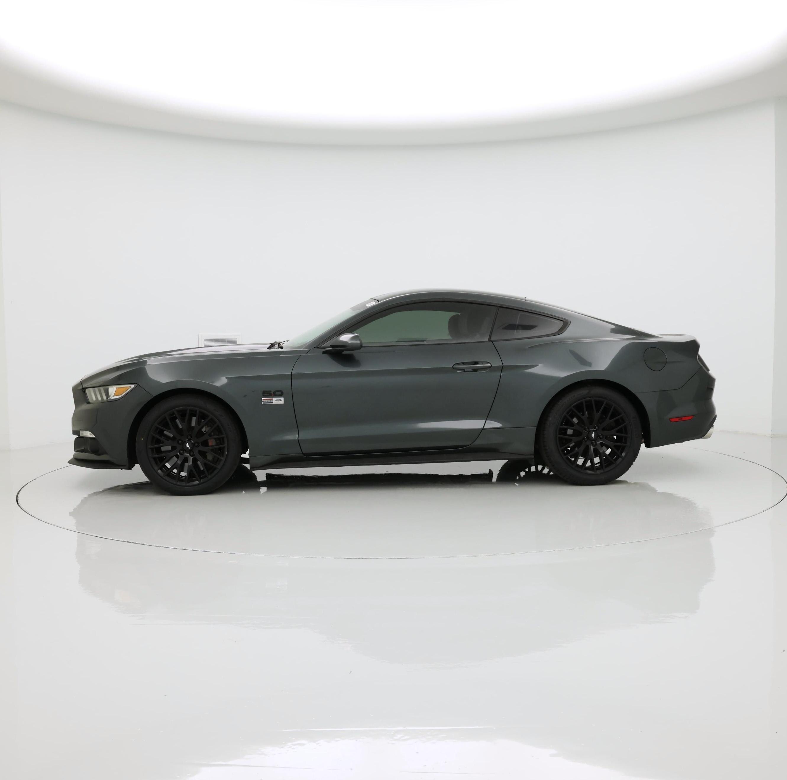 Thumbnail: 2015 Ford Mustang - 3