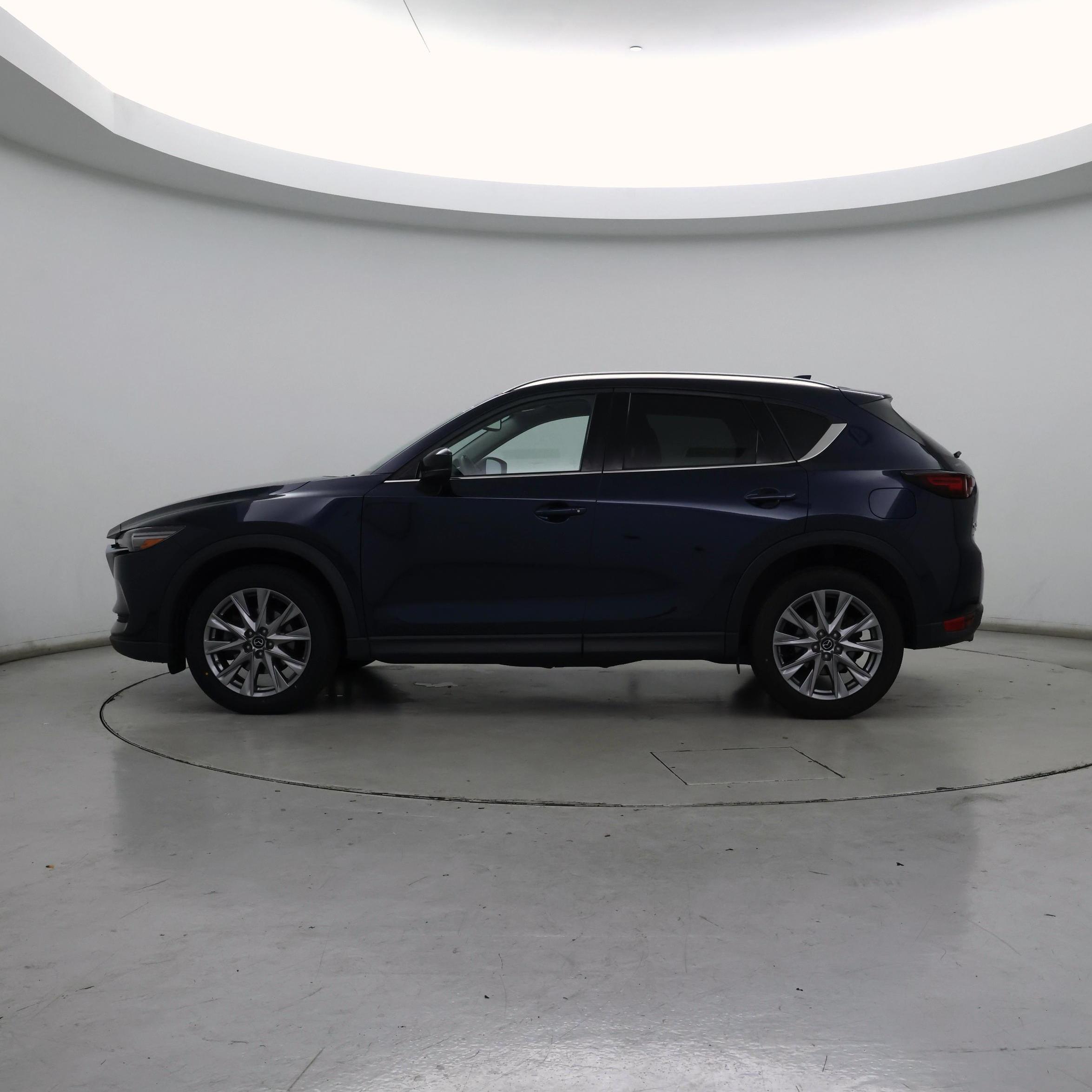 Thumbnail: 2020 Mazda CX-5 - 3