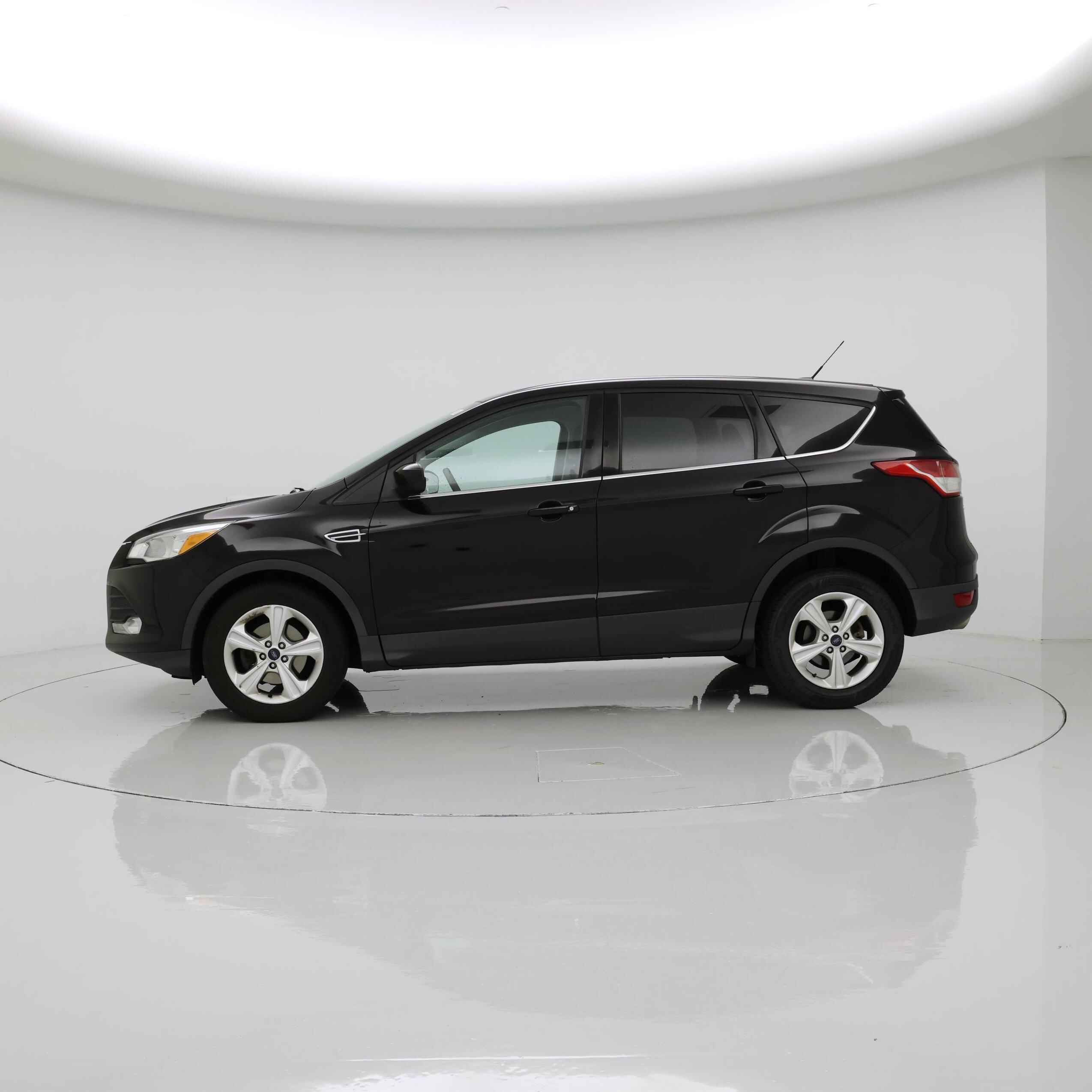 Thumbnail: 2016 Ford Escape - 3