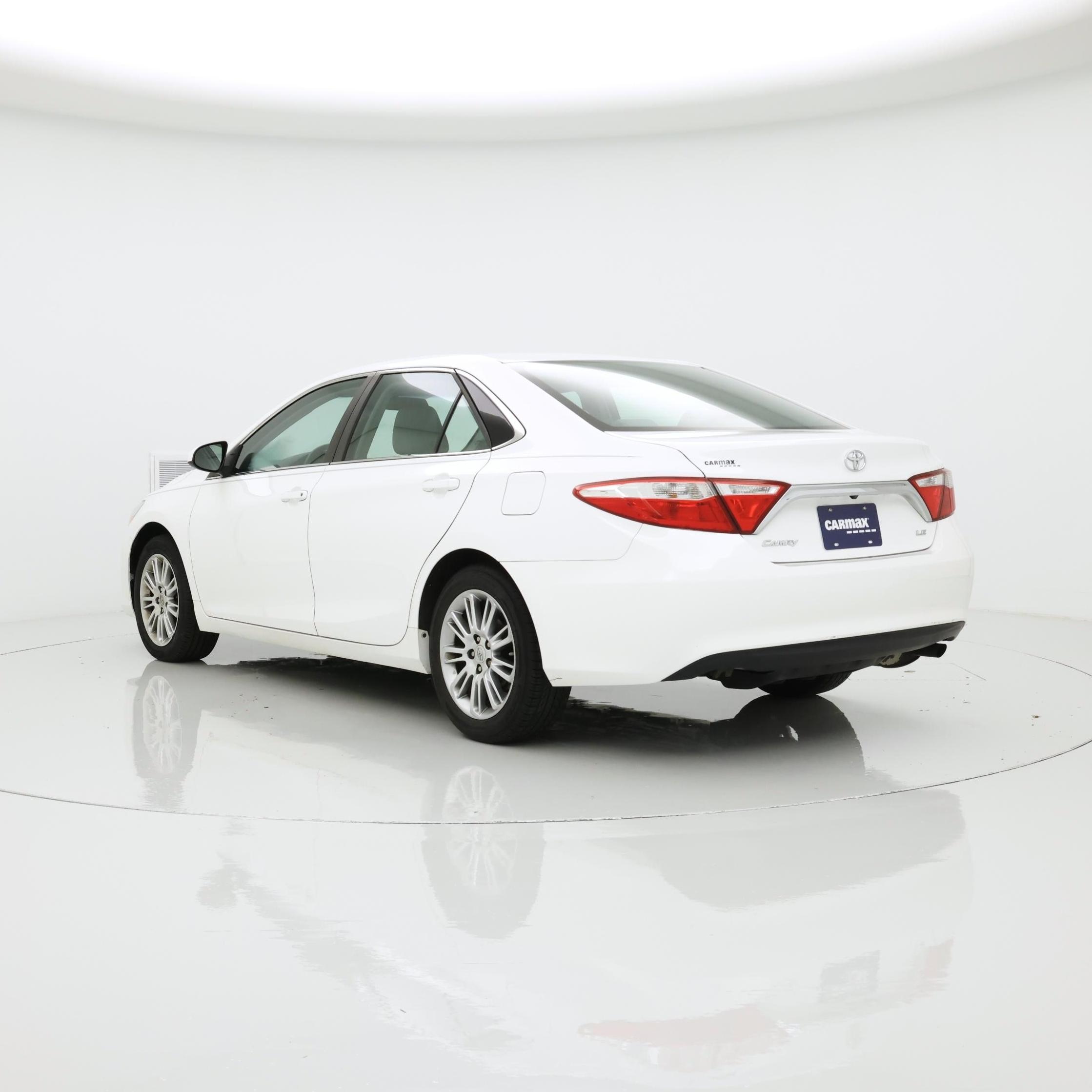 Thumbnail: 2015 Toyota Camry - 2