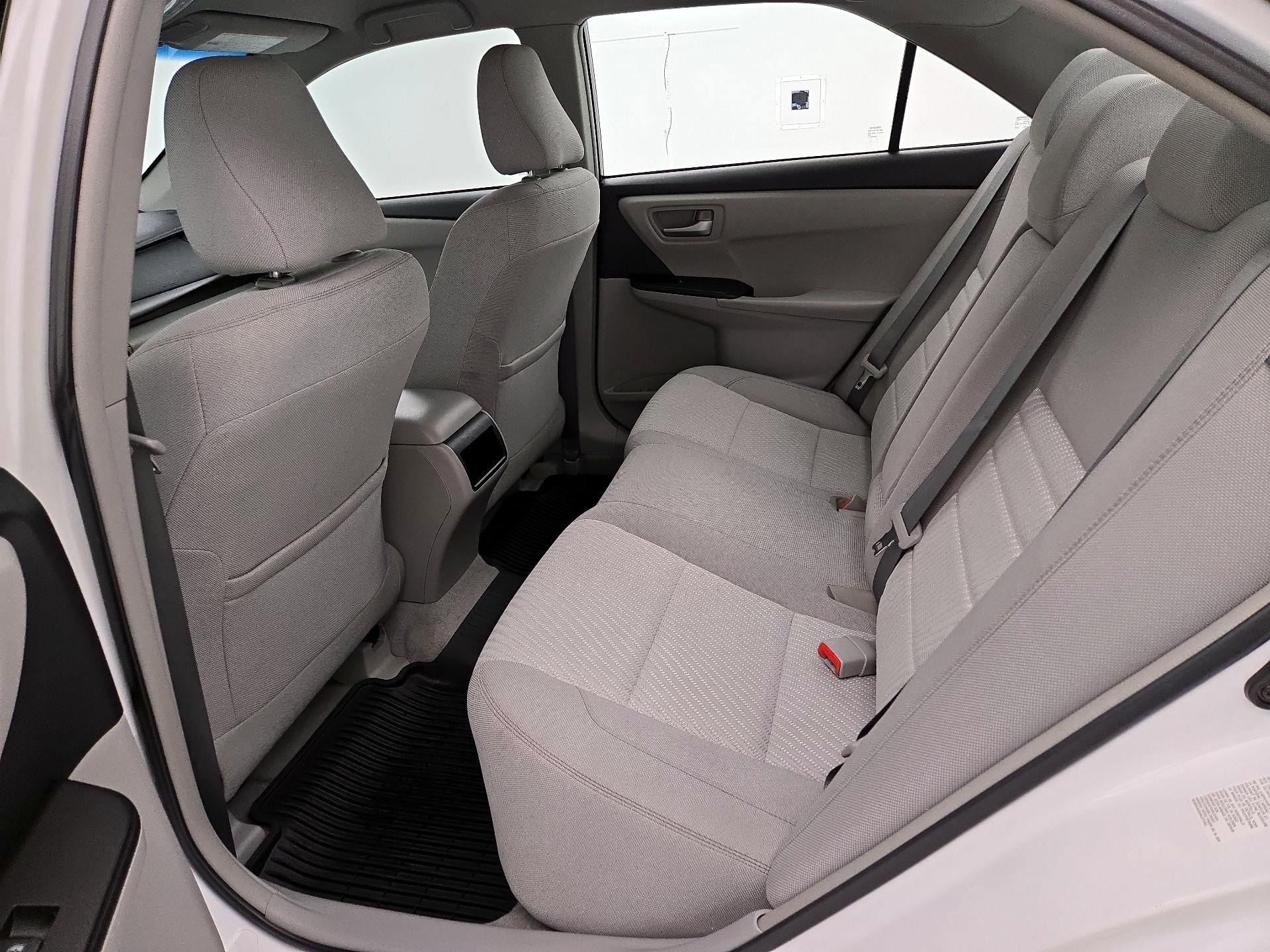 Thumbnail: 2015 Toyota Camry - 19
