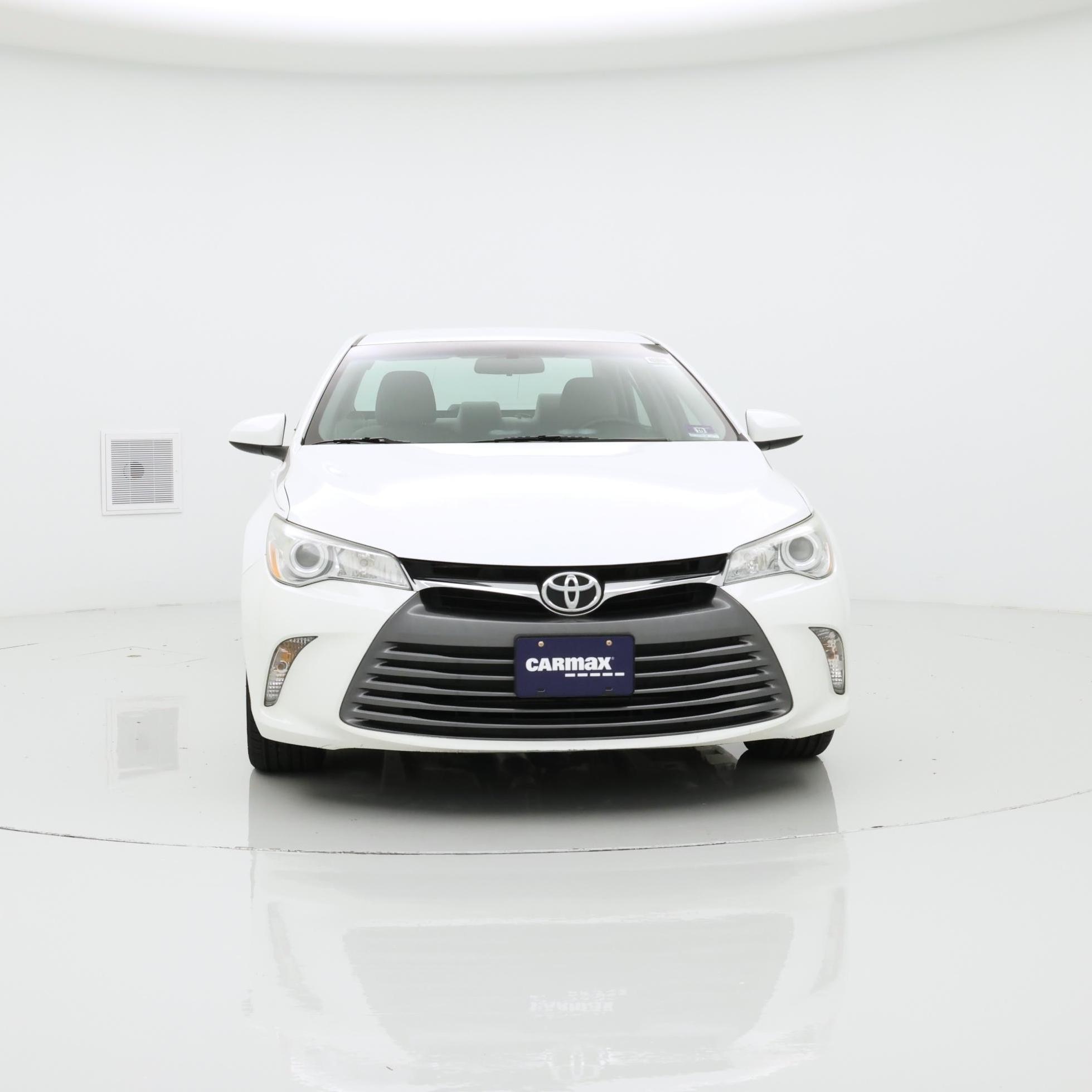 Thumbnail: 2015 Toyota Camry - 5
