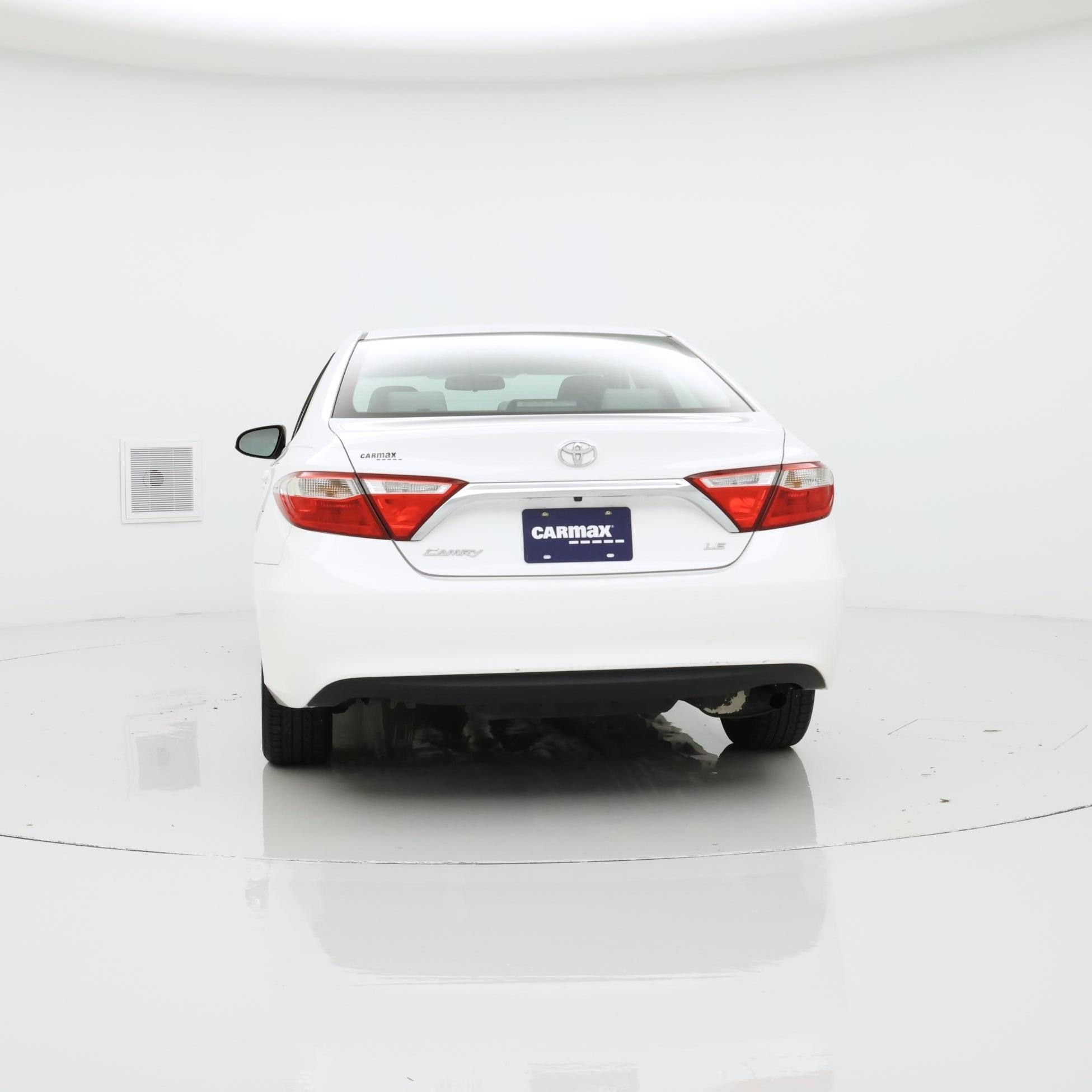 Thumbnail: 2015 Toyota Camry - 6