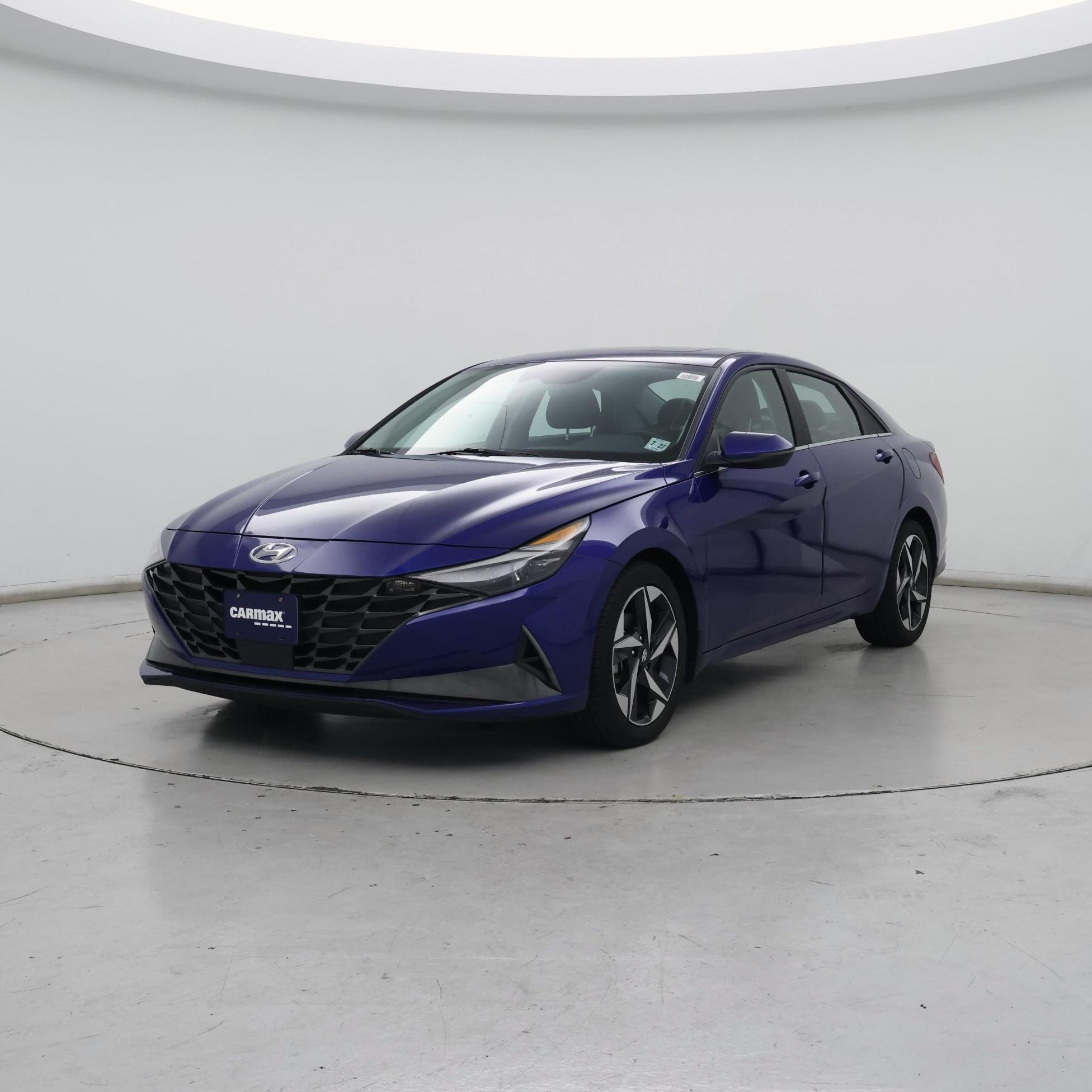 Thumbnail: 2023 Hyundai Elantra - 4