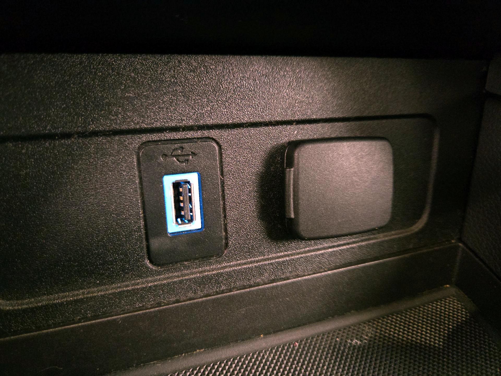 Thumbnail: 2018 Ford Escape - 19