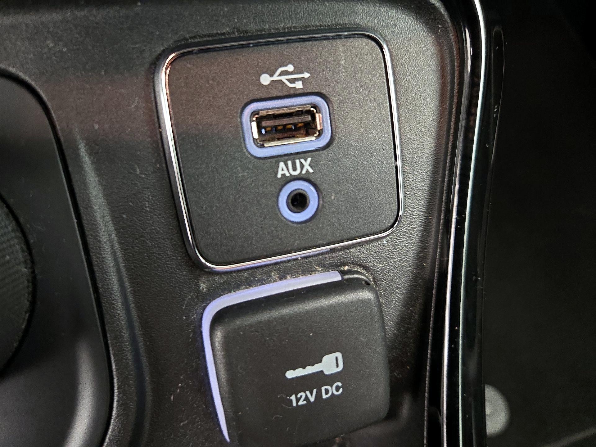 Thumbnail: 2017 Jeep Compass - 19