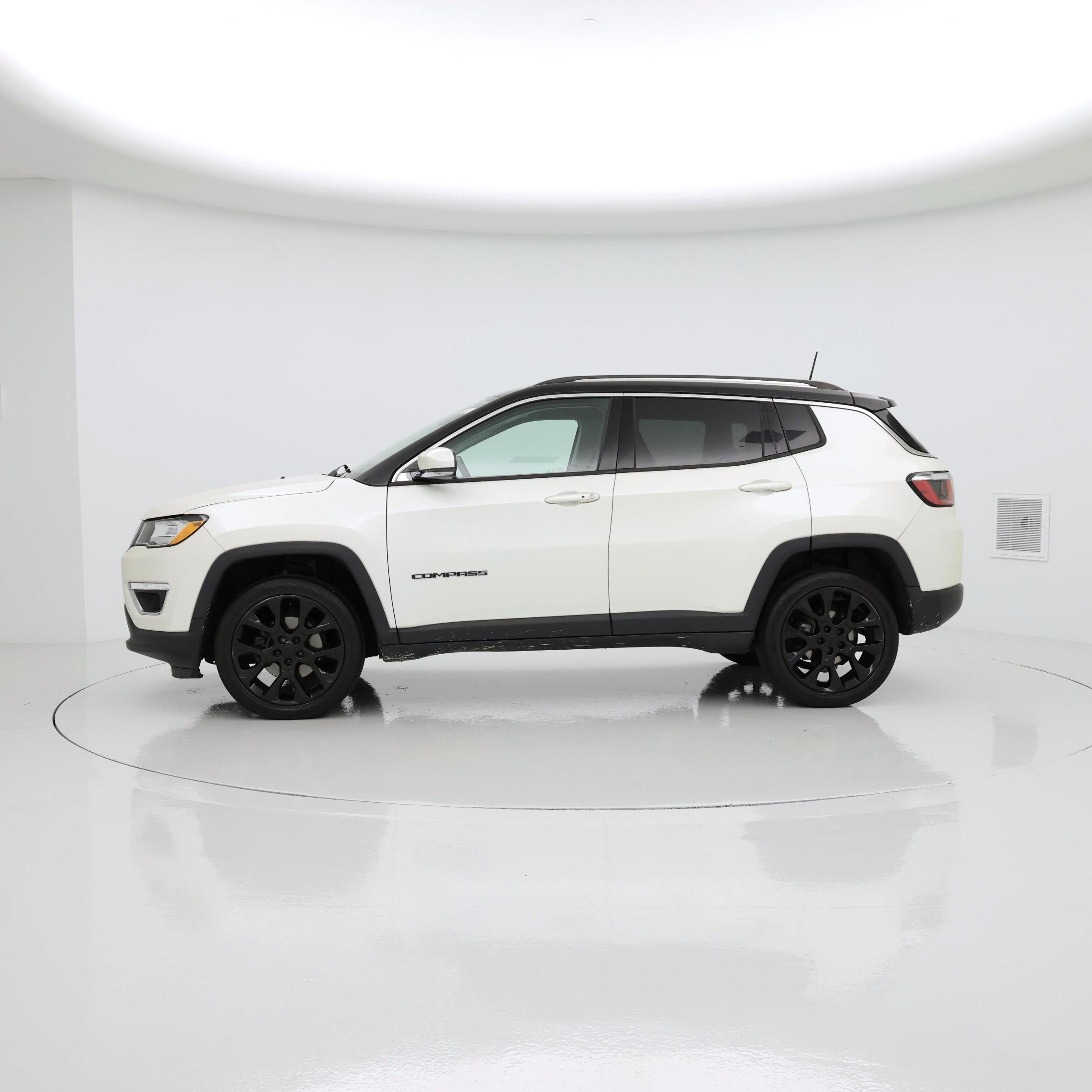 Thumbnail: 2017 Jeep Compass - 3