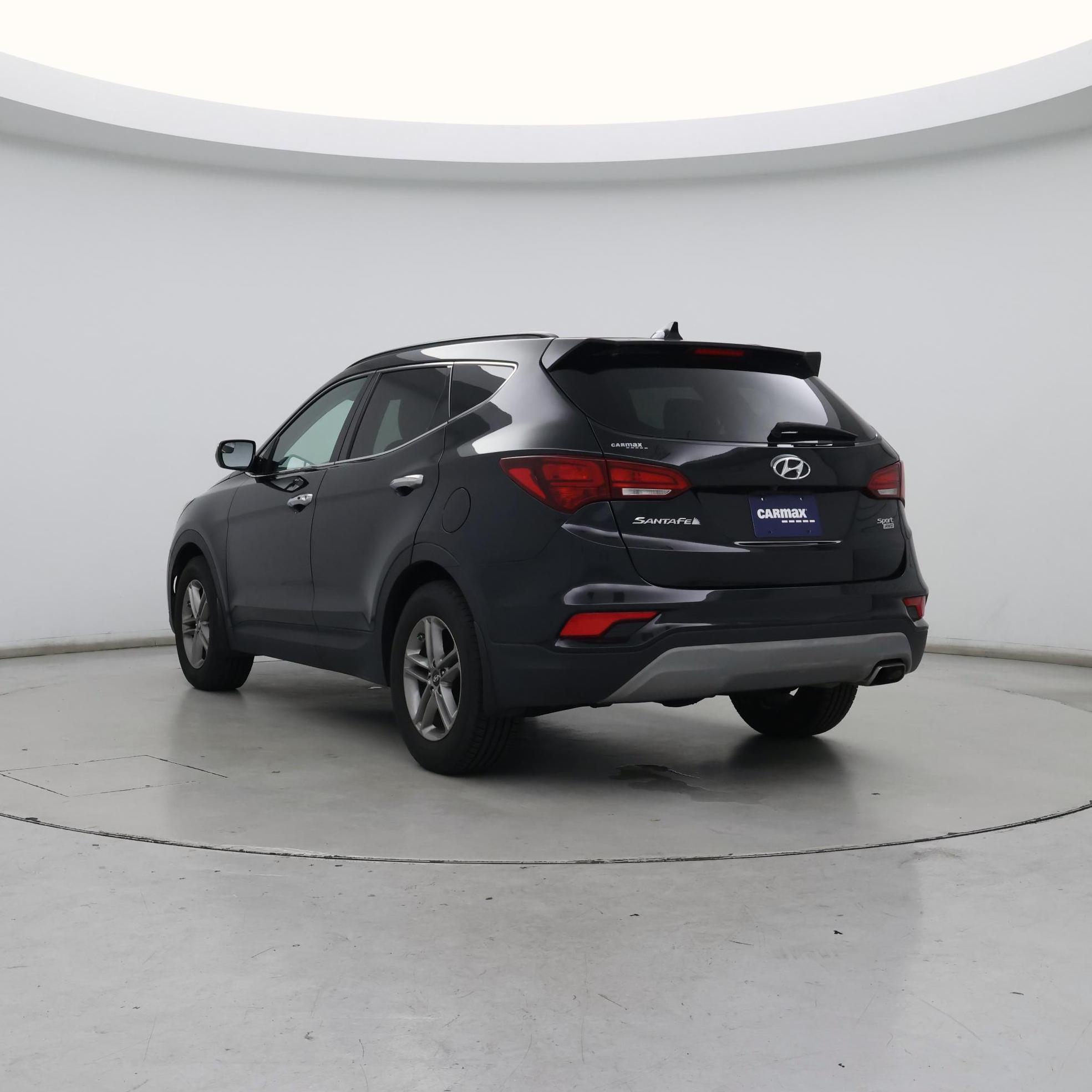 Thumbnail: 2018 Hyundai Santa Fe - 2