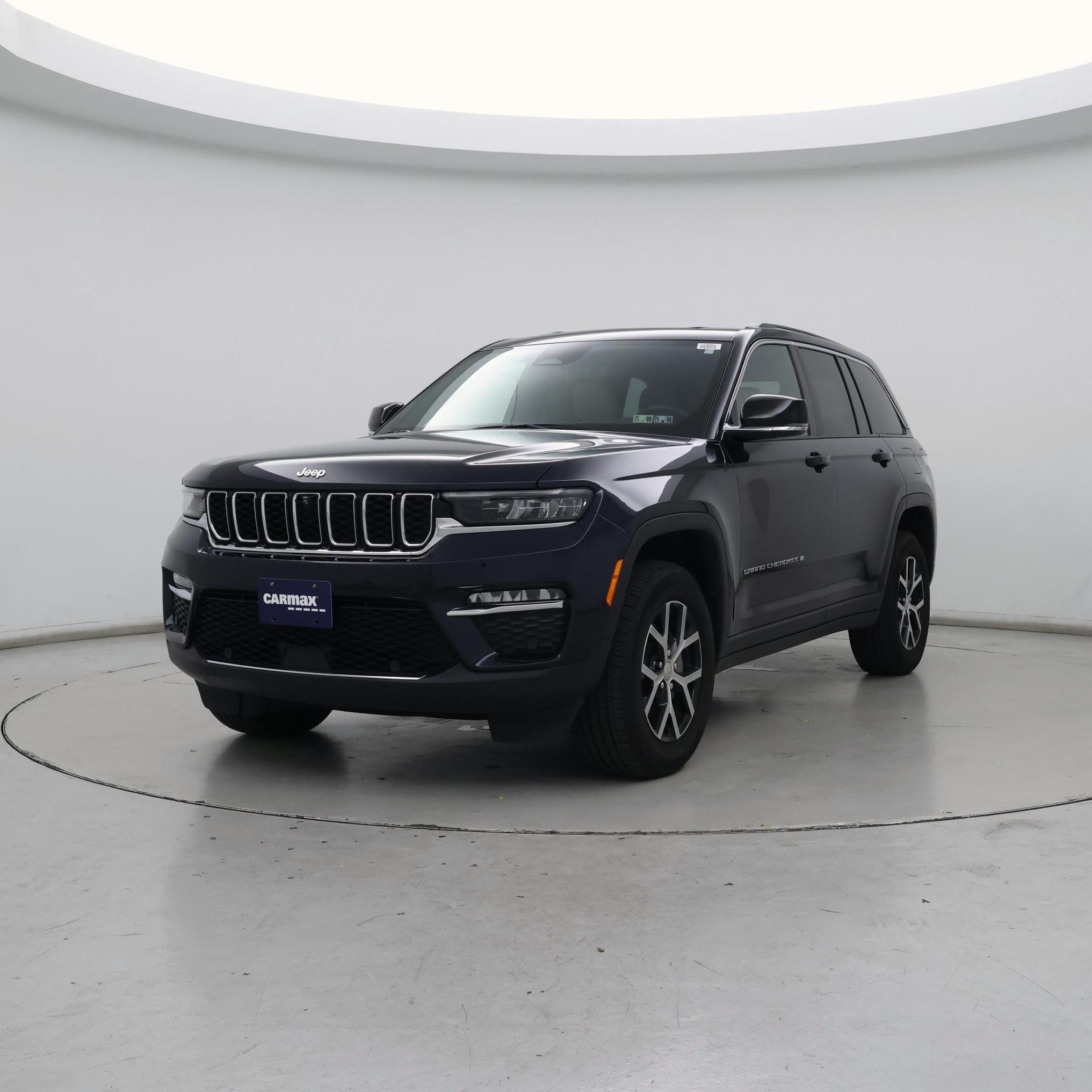 Thumbnail: 2023 Jeep Grand Cherokee - 4