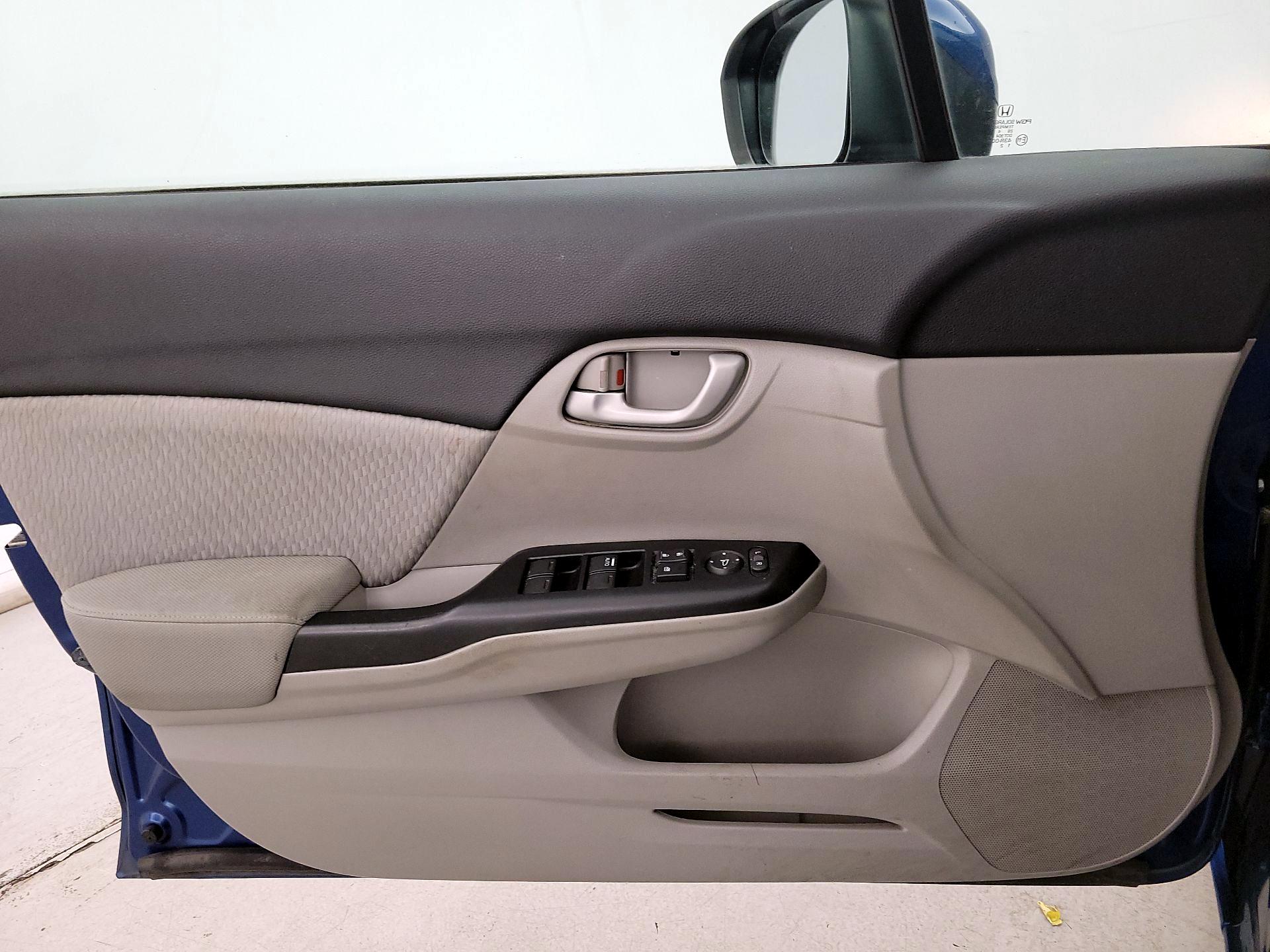 Thumbnail: 2014 Honda Civic - 12