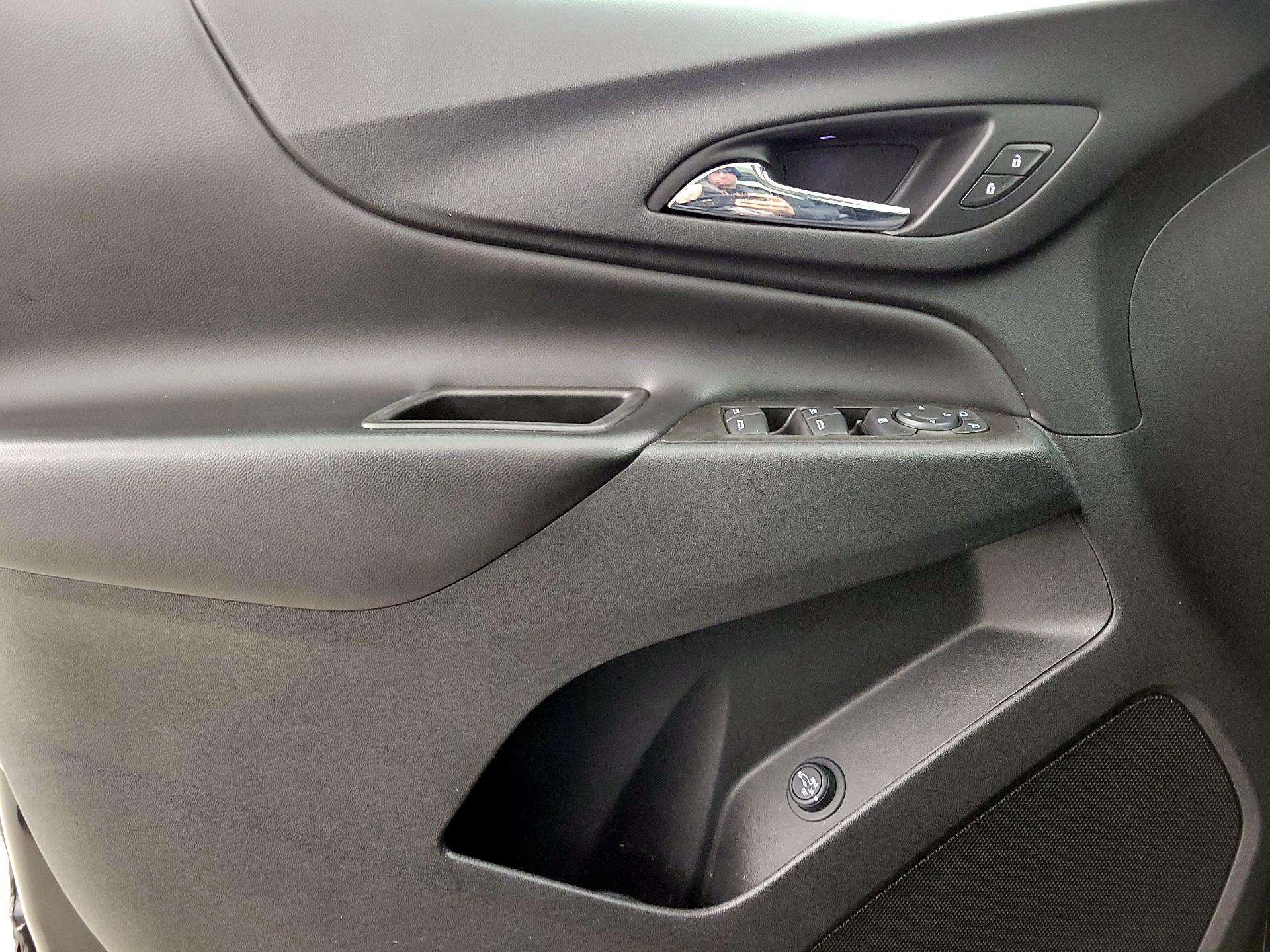 Thumbnail: 2021 Chevrolet Equinox - 12