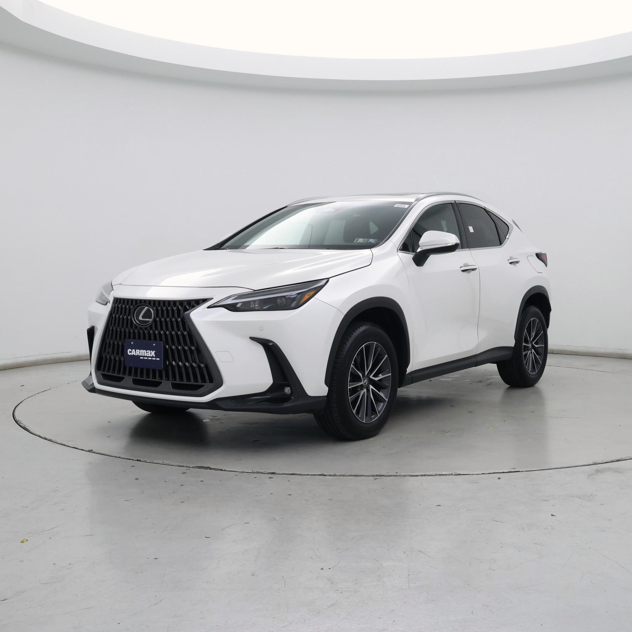 Thumbnail: 2025 Lexus NX - 4