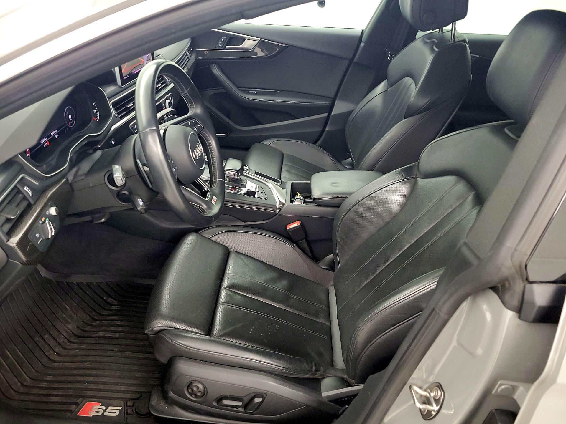 Thumbnail: 2019 Audi S5 - 11