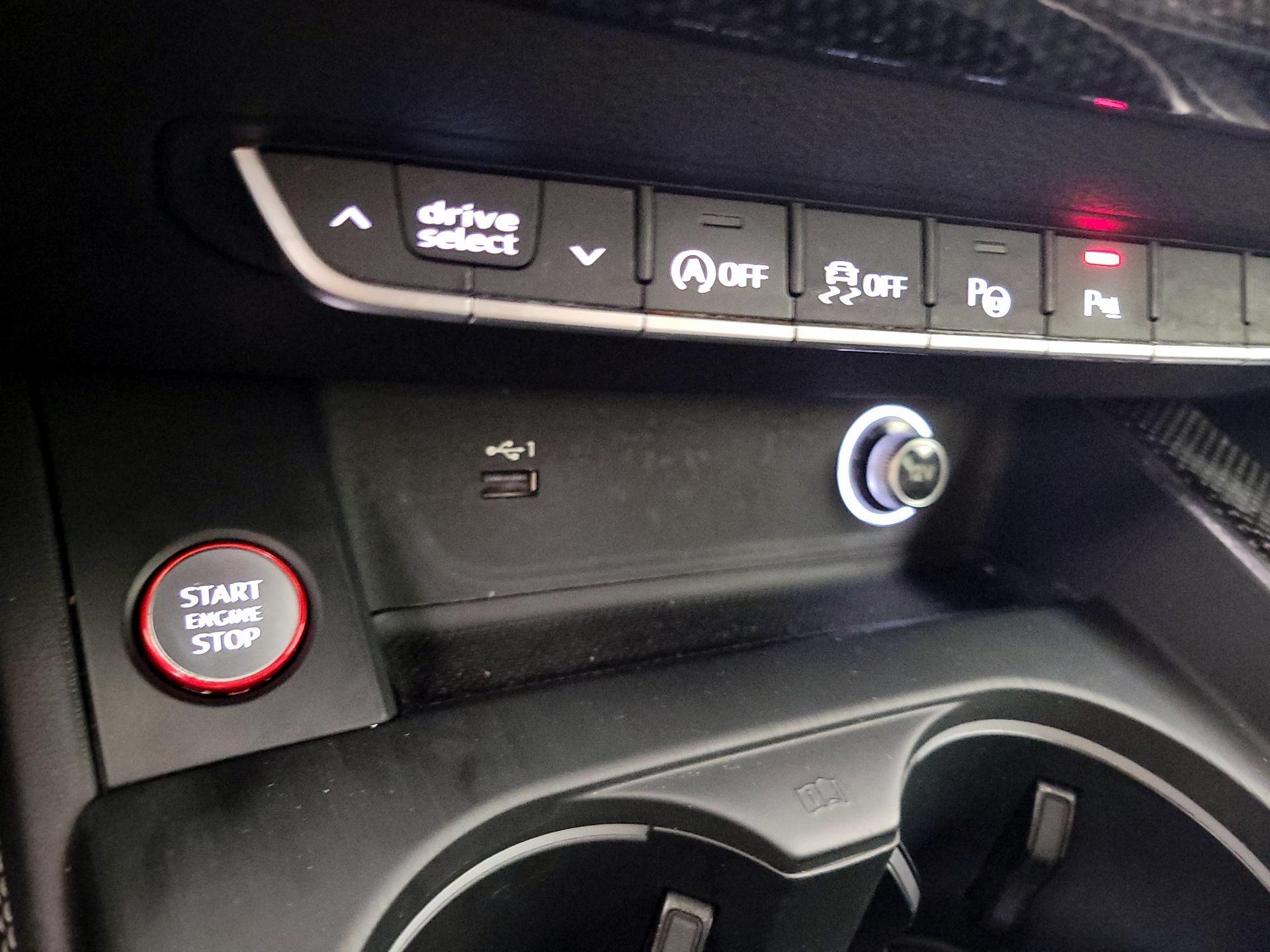 Thumbnail: 2019 Audi S5 - 19