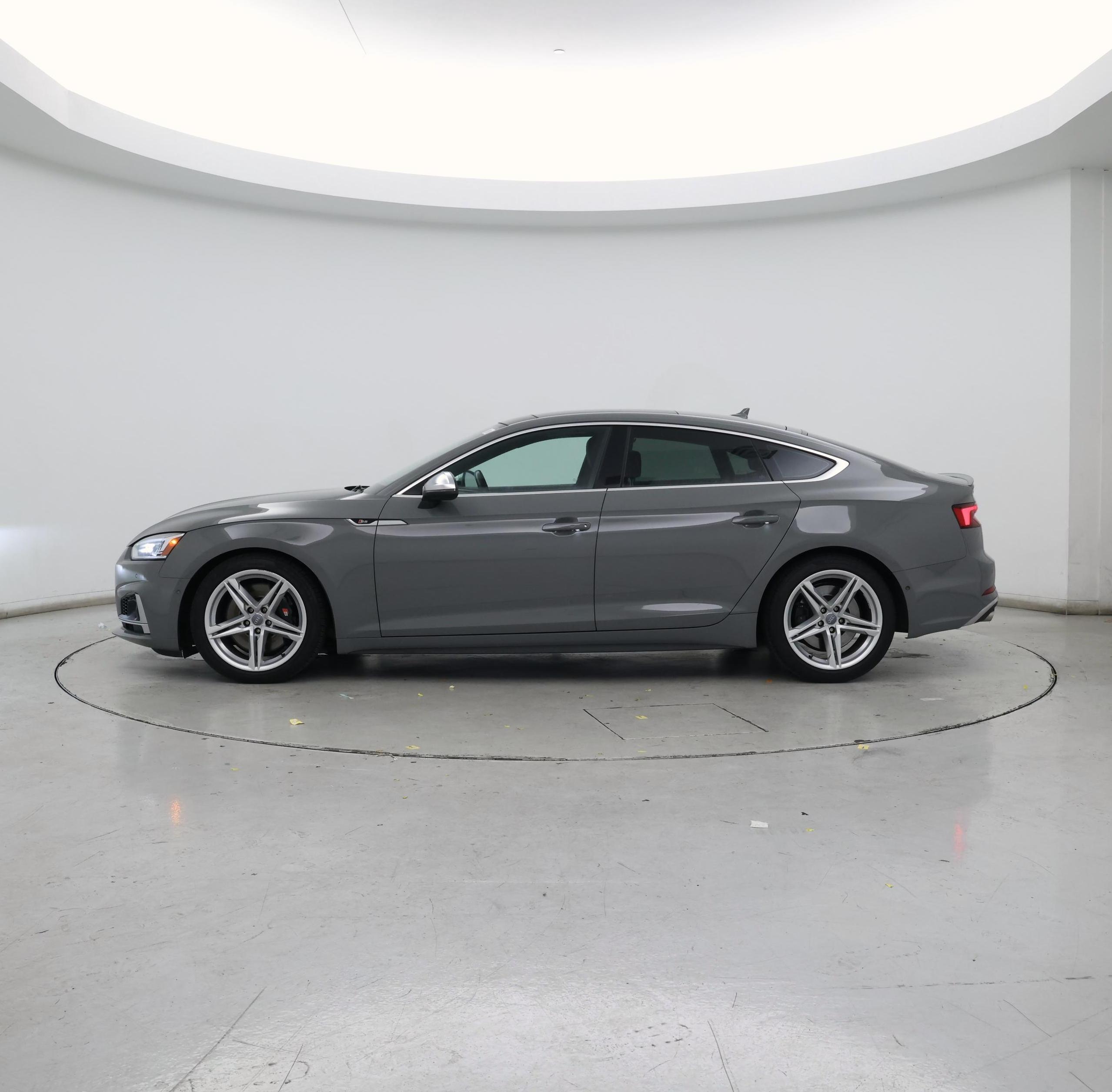 Thumbnail: 2019 Audi S5 - 3