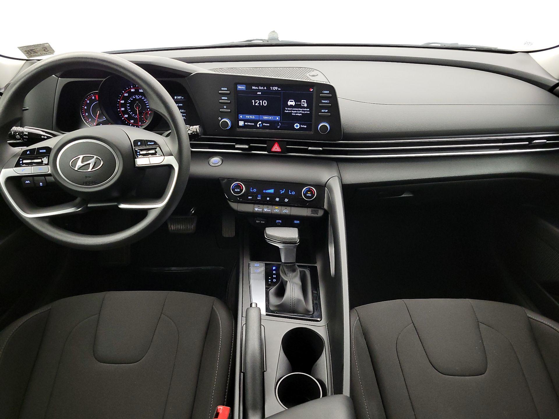 Thumbnail: 2023 Hyundai Elantra - 9