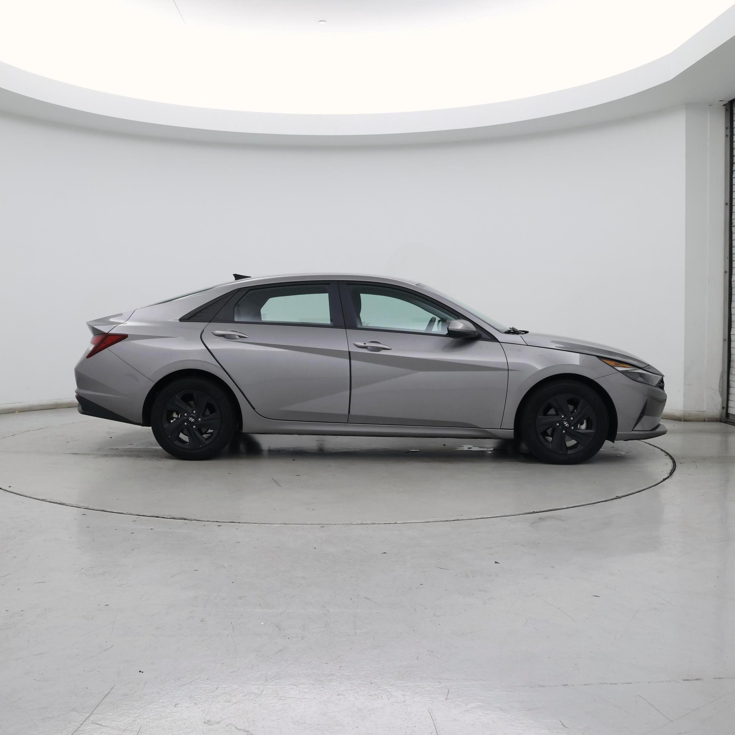 Thumbnail: 2023 Hyundai Elantra - 7