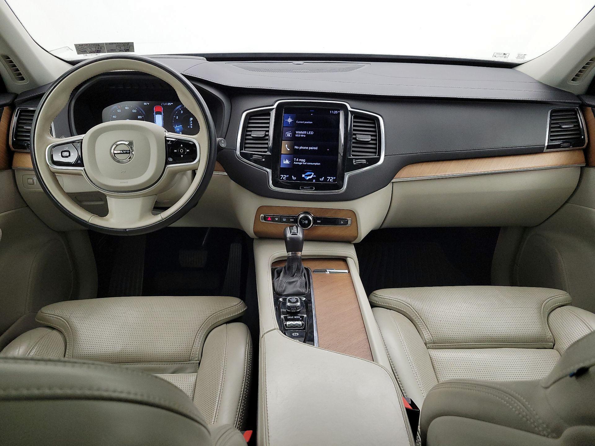 Thumbnail: 2020 Volvo XC90 - 9