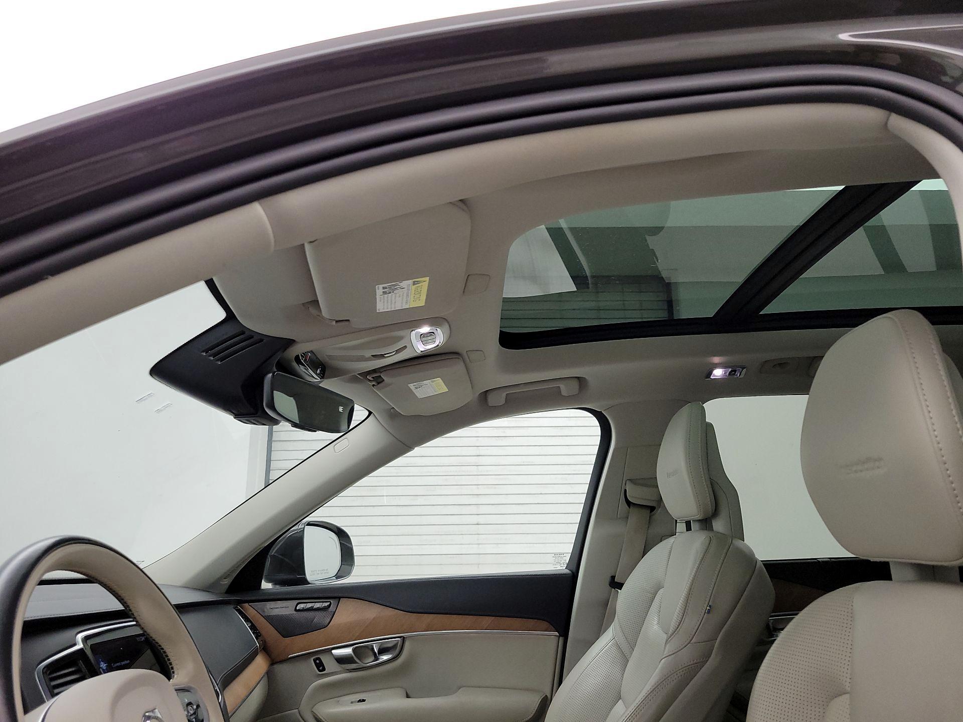 Thumbnail: 2020 Volvo XC90 - 19
