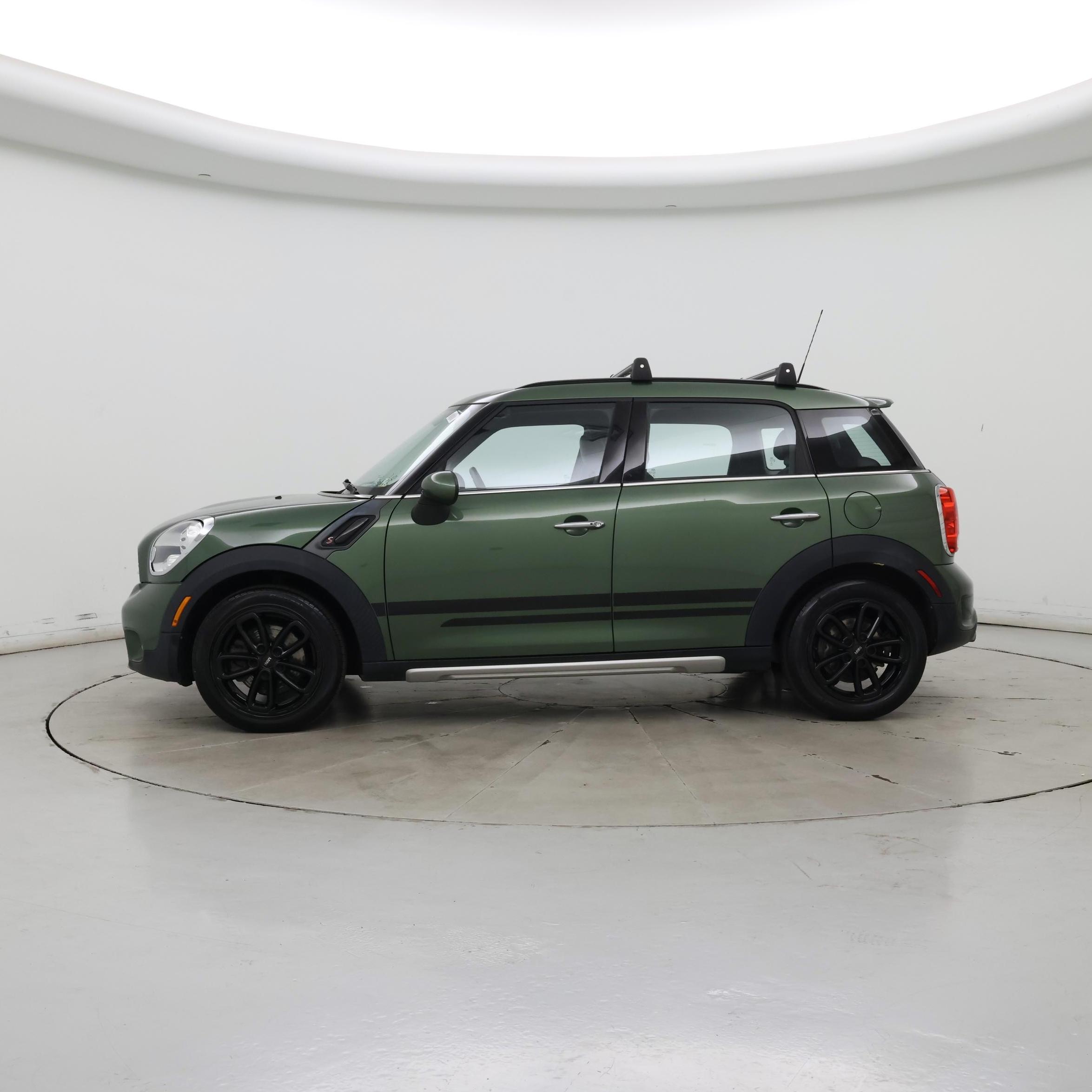 Thumbnail: 2015 MINI Cooper Countryman - 3