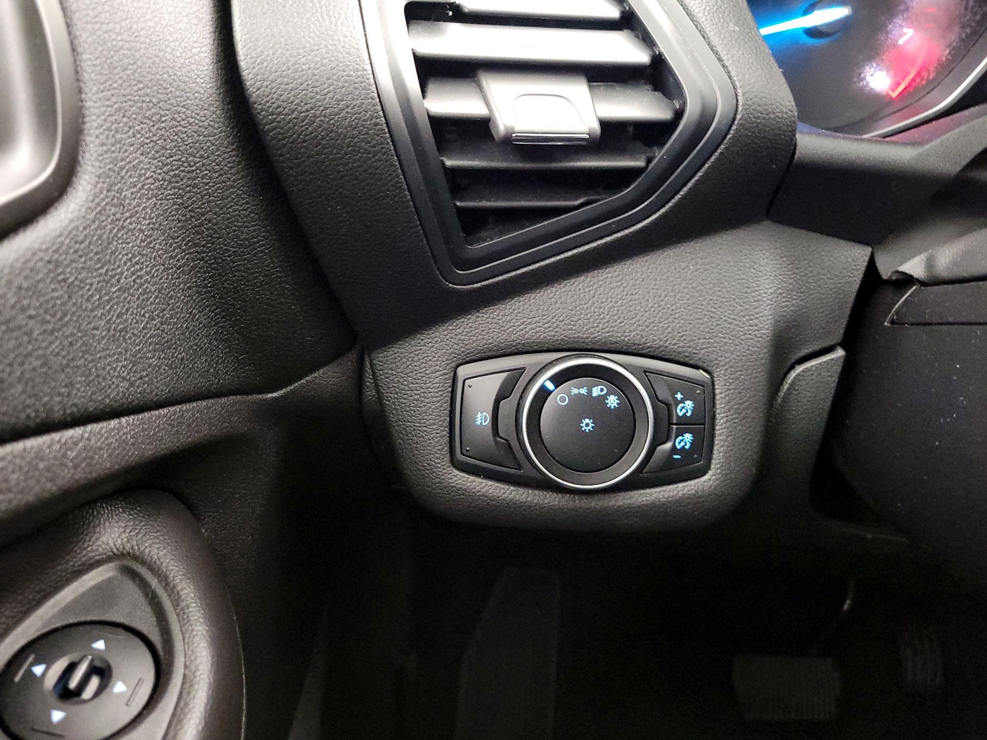 Thumbnail: 2016 Ford Escape - 13