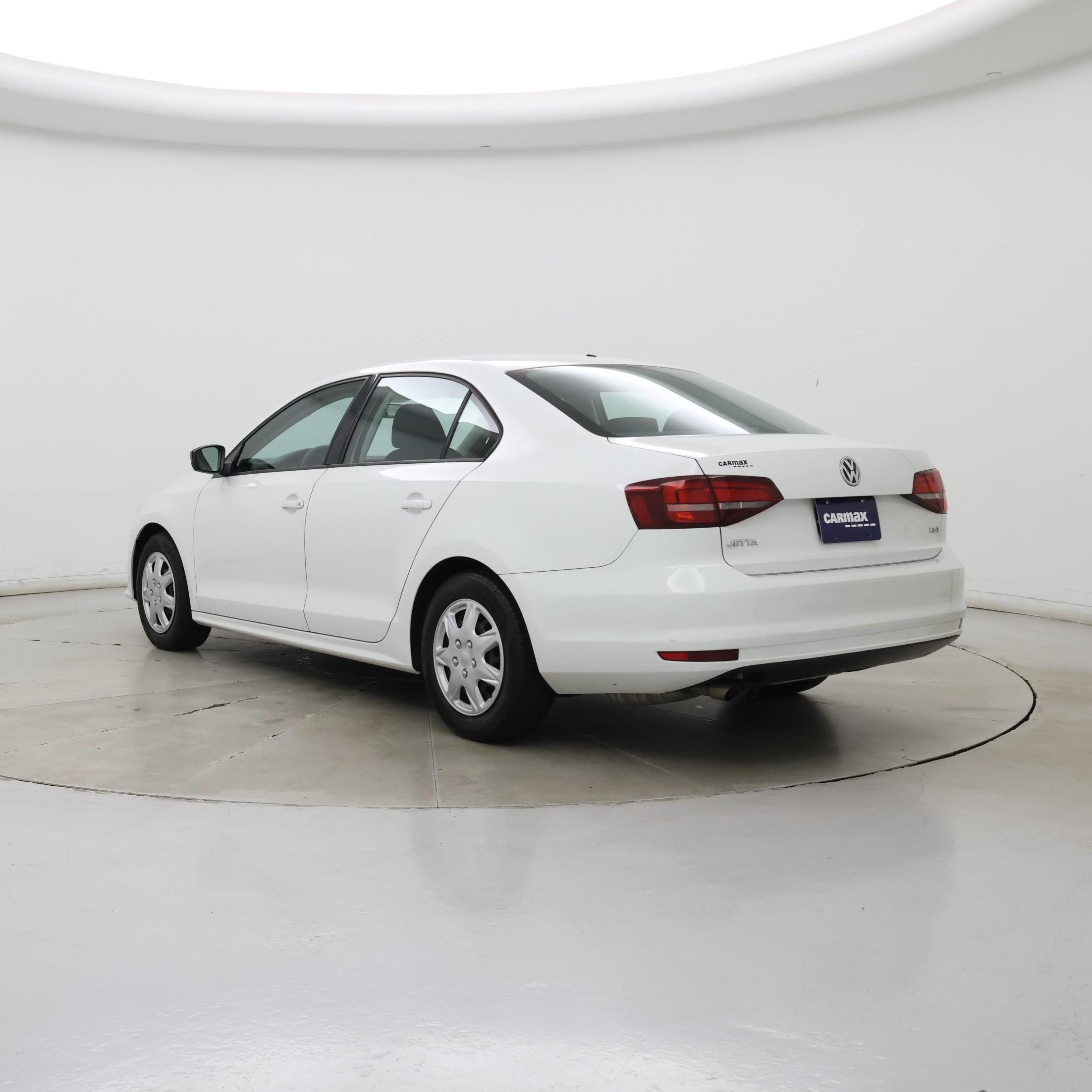 Thumbnail: 2016 Volkswagen Jetta - 2