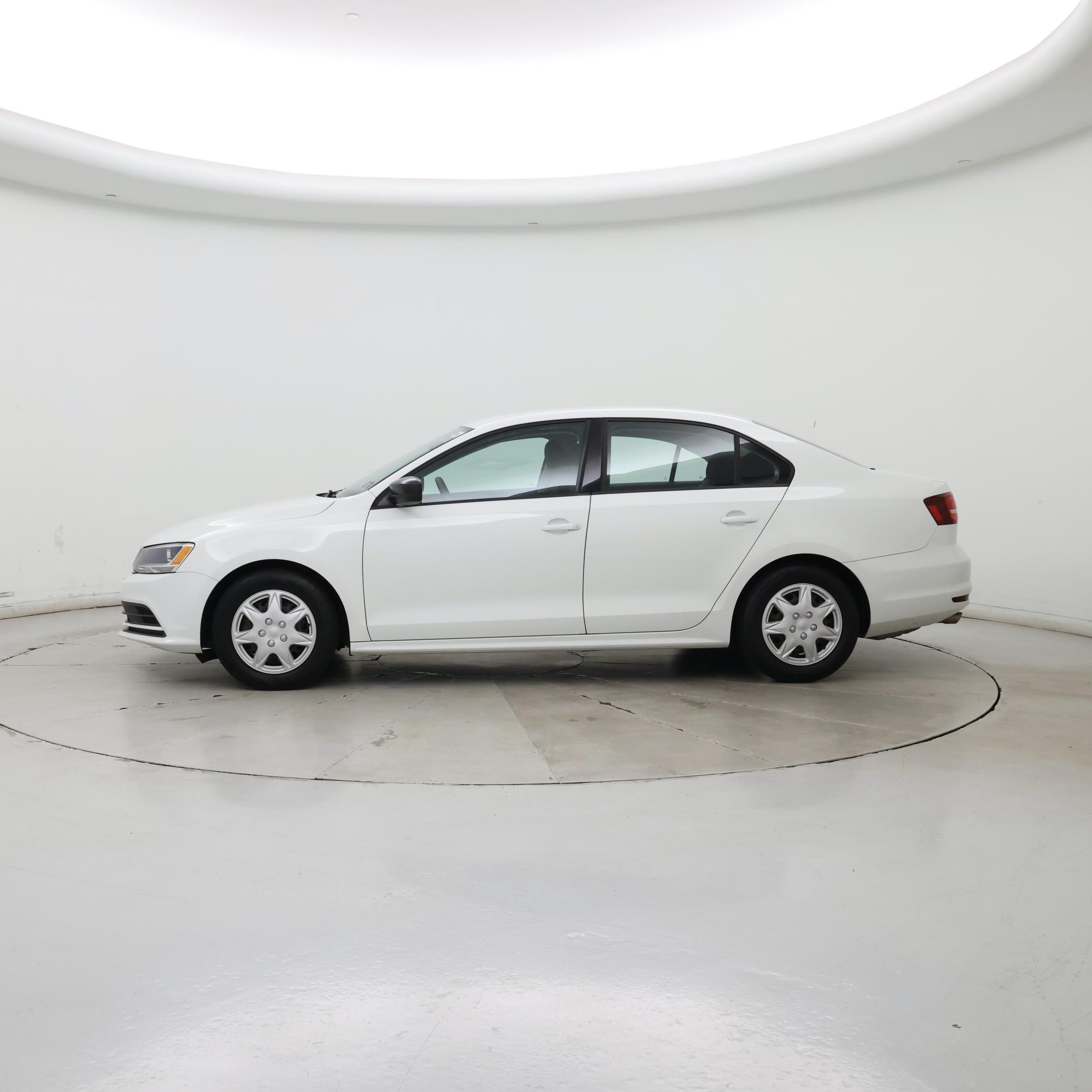 Thumbnail: 2016 Volkswagen Jetta - 3