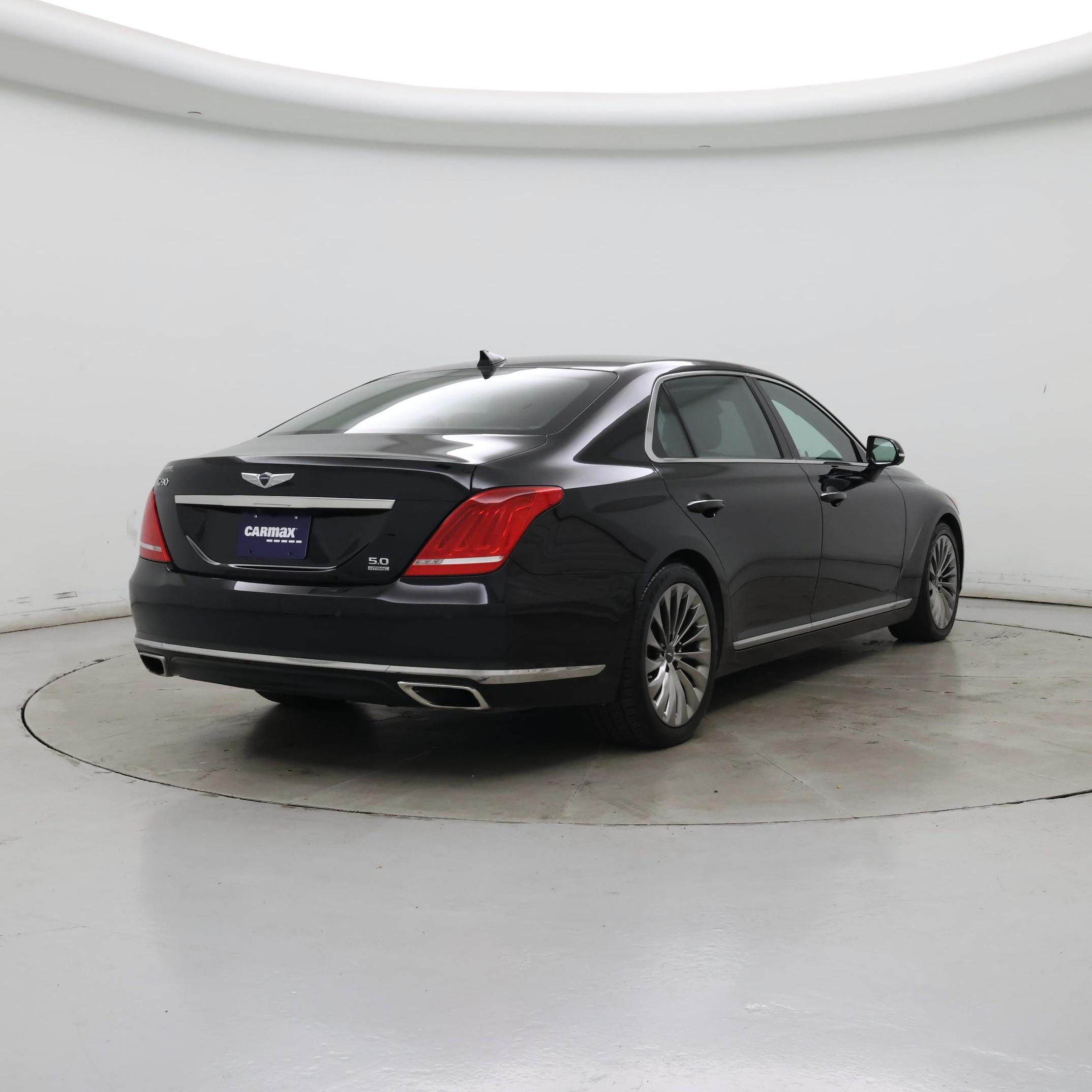 Thumbnail: 2017 Genesis G90 - 8