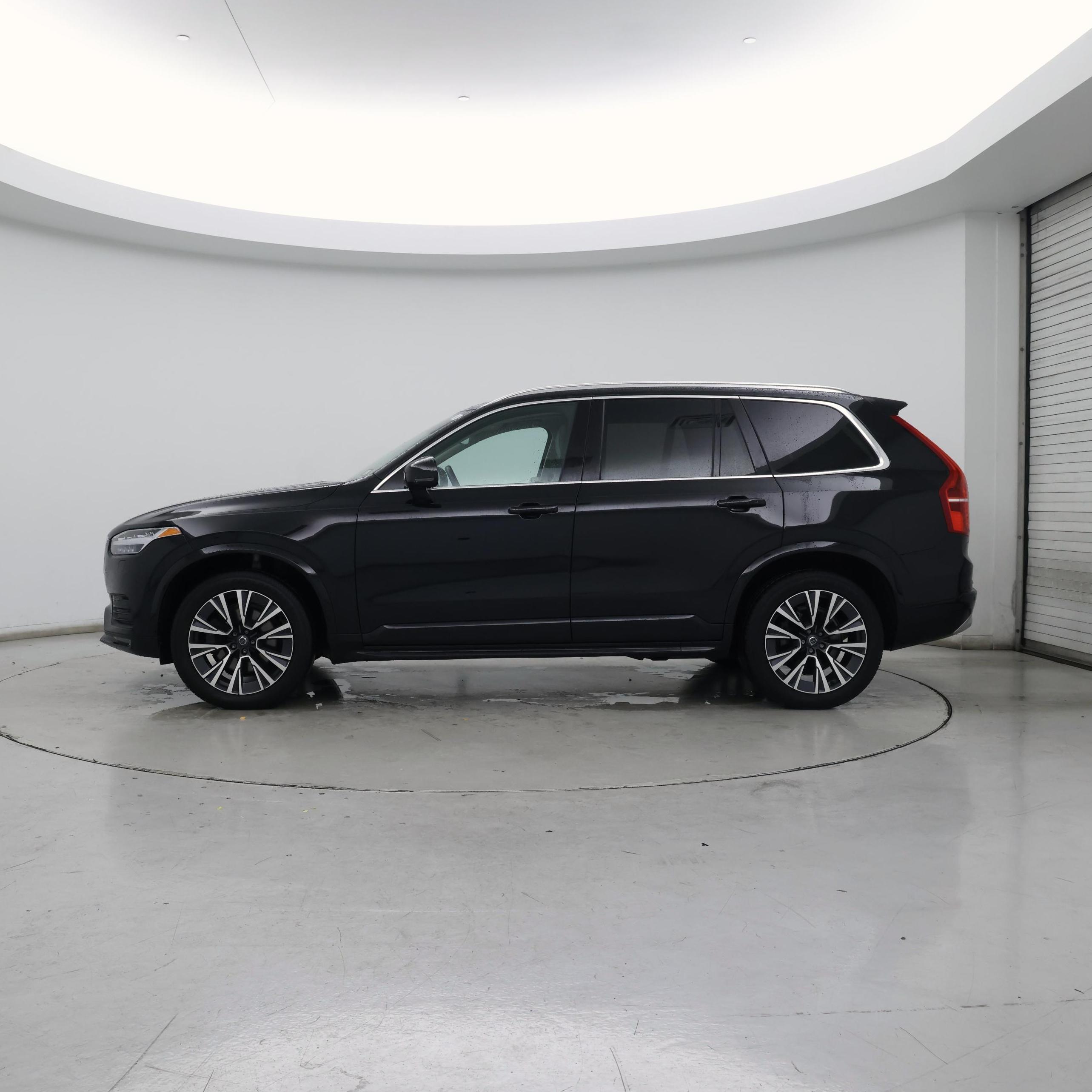 Thumbnail: 2022 Volvo XC90 - 3