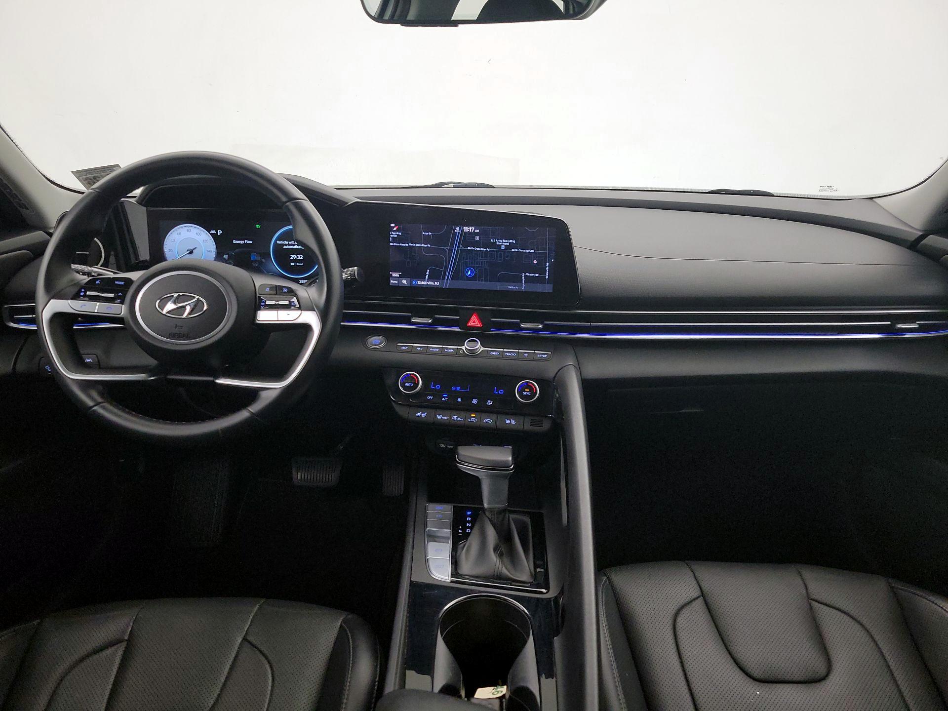 Thumbnail: 2021 Hyundai Elantra - 9