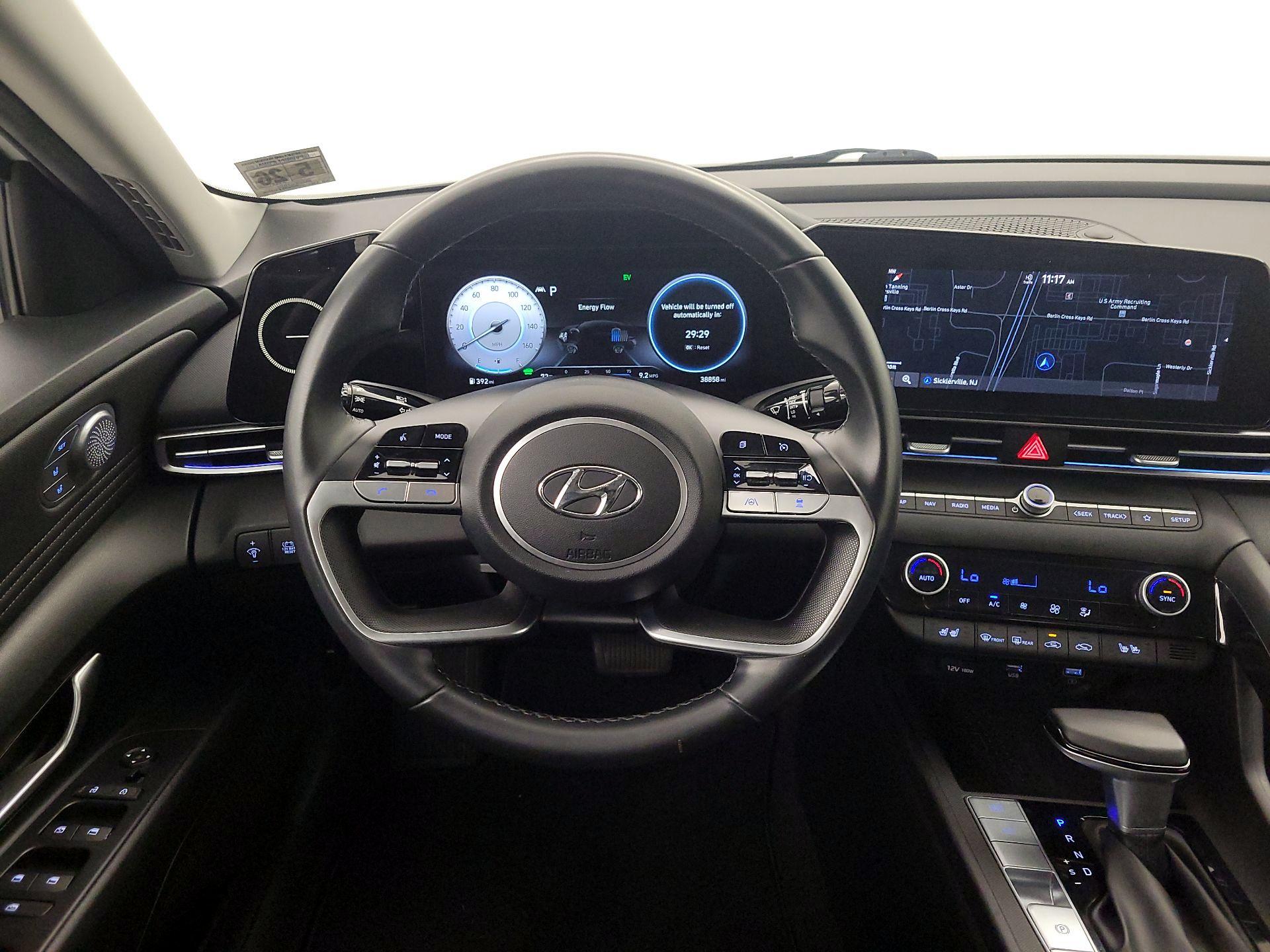 Thumbnail: 2021 Hyundai Elantra - 10