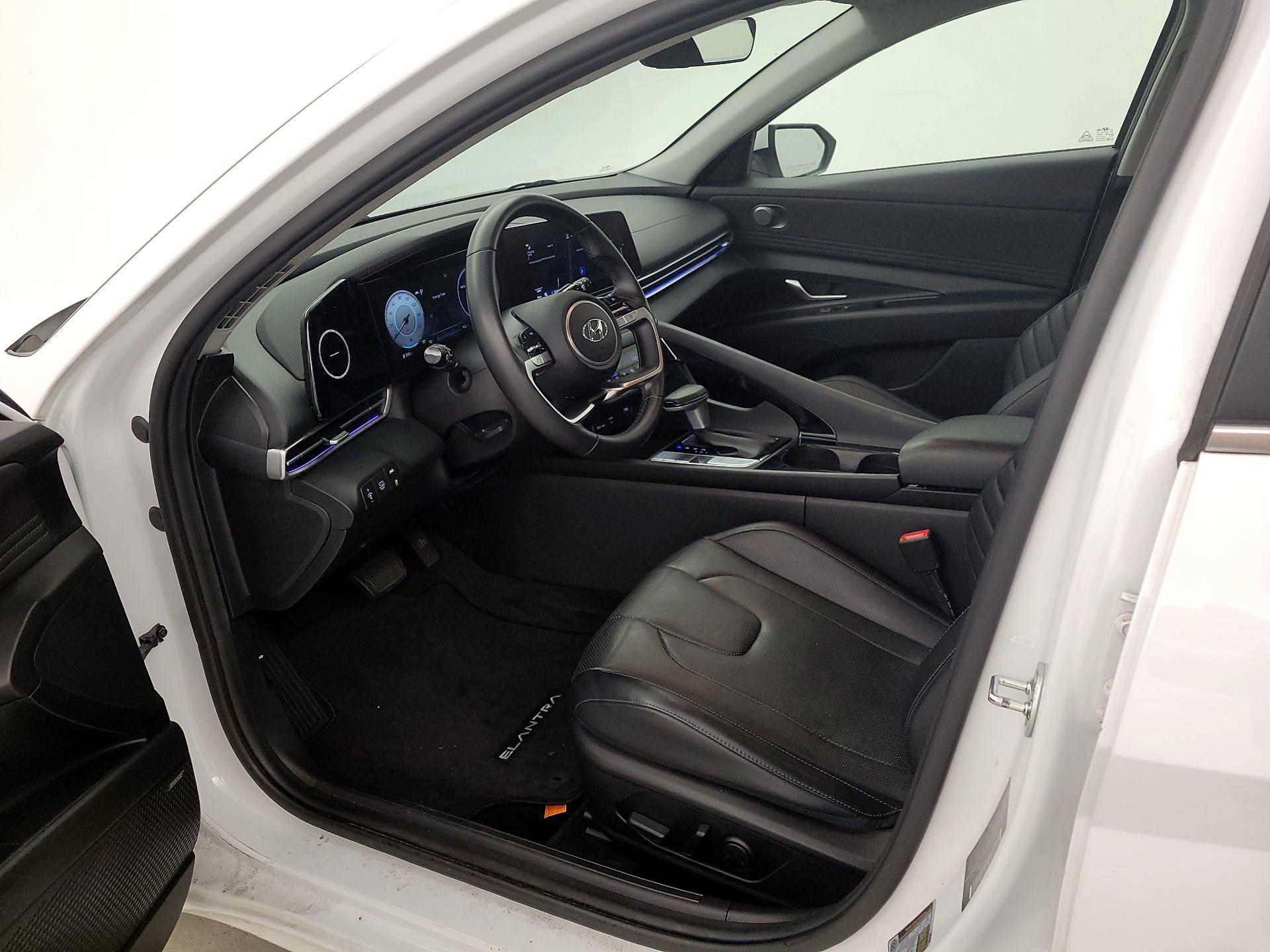 Thumbnail: 2021 Hyundai Elantra - 11