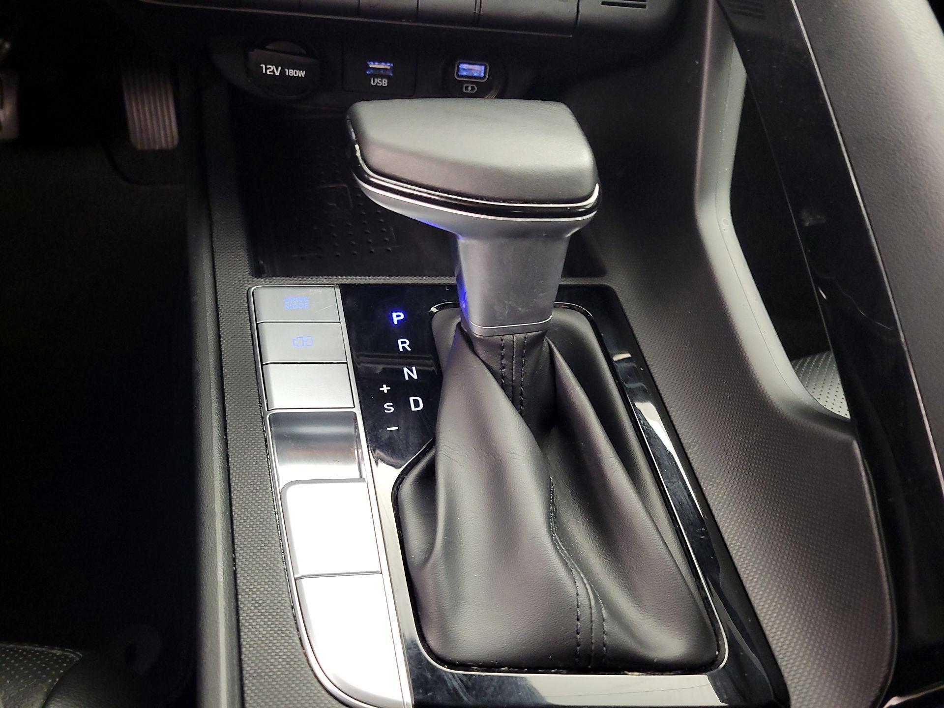 Thumbnail: 2021 Hyundai Elantra - 18