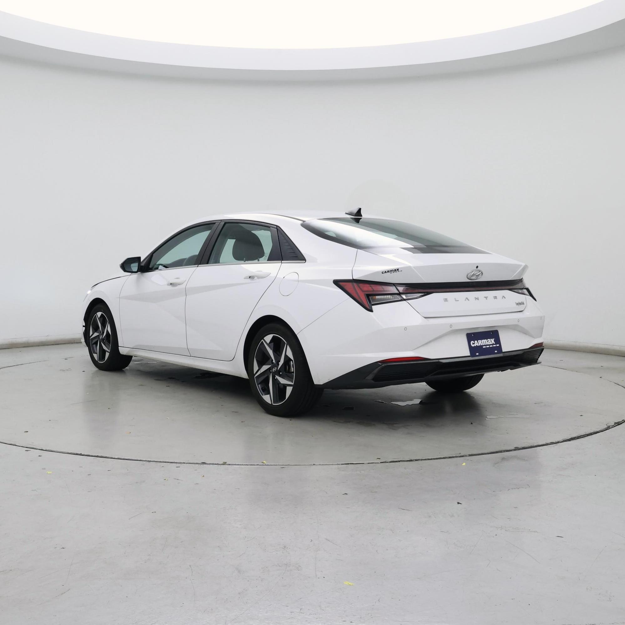 Thumbnail: 2021 Hyundai Elantra - 2