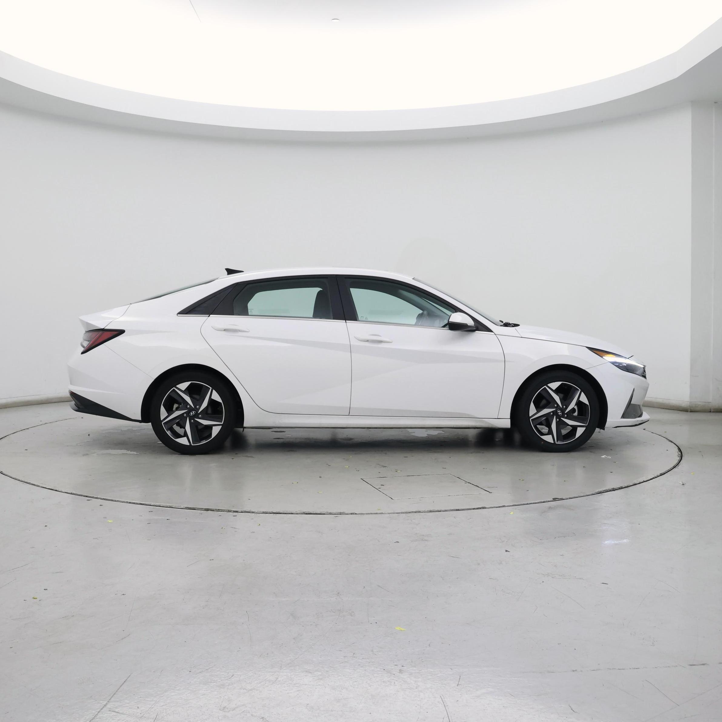 Thumbnail: 2021 Hyundai Elantra - 7