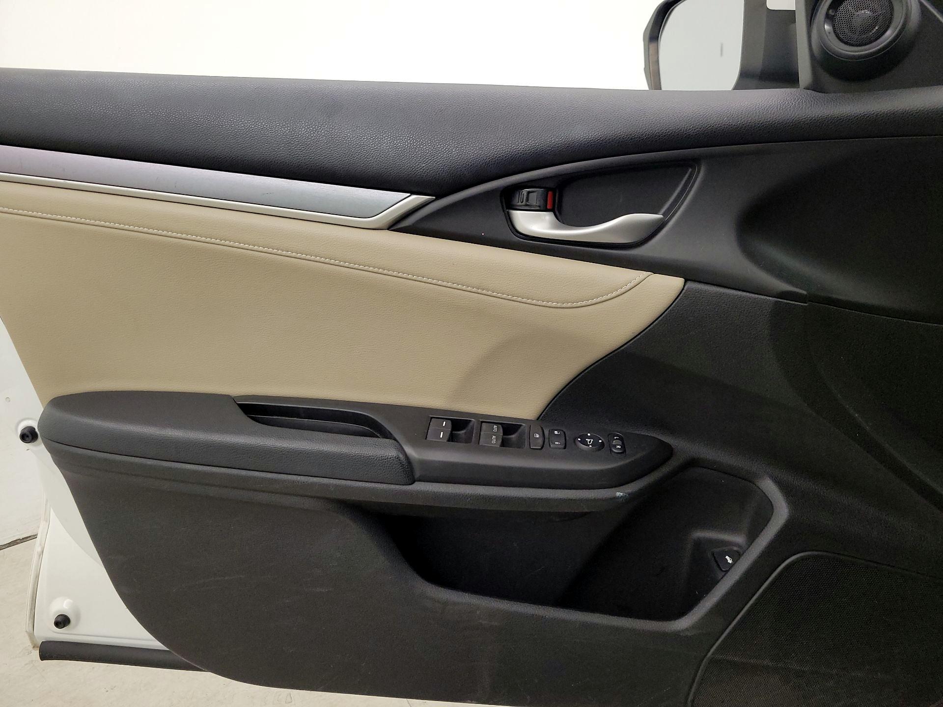 Thumbnail: 2018 Honda Civic - 12