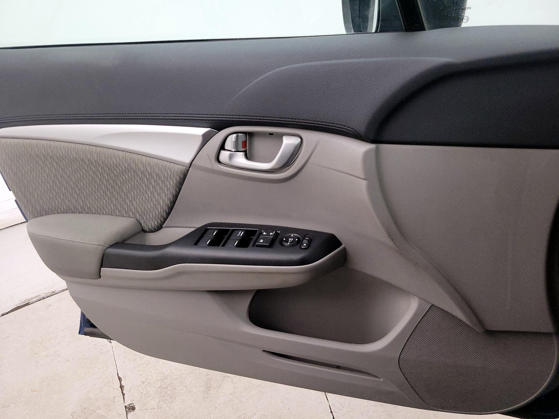 Thumbnail: 2014 Honda Civic - 12