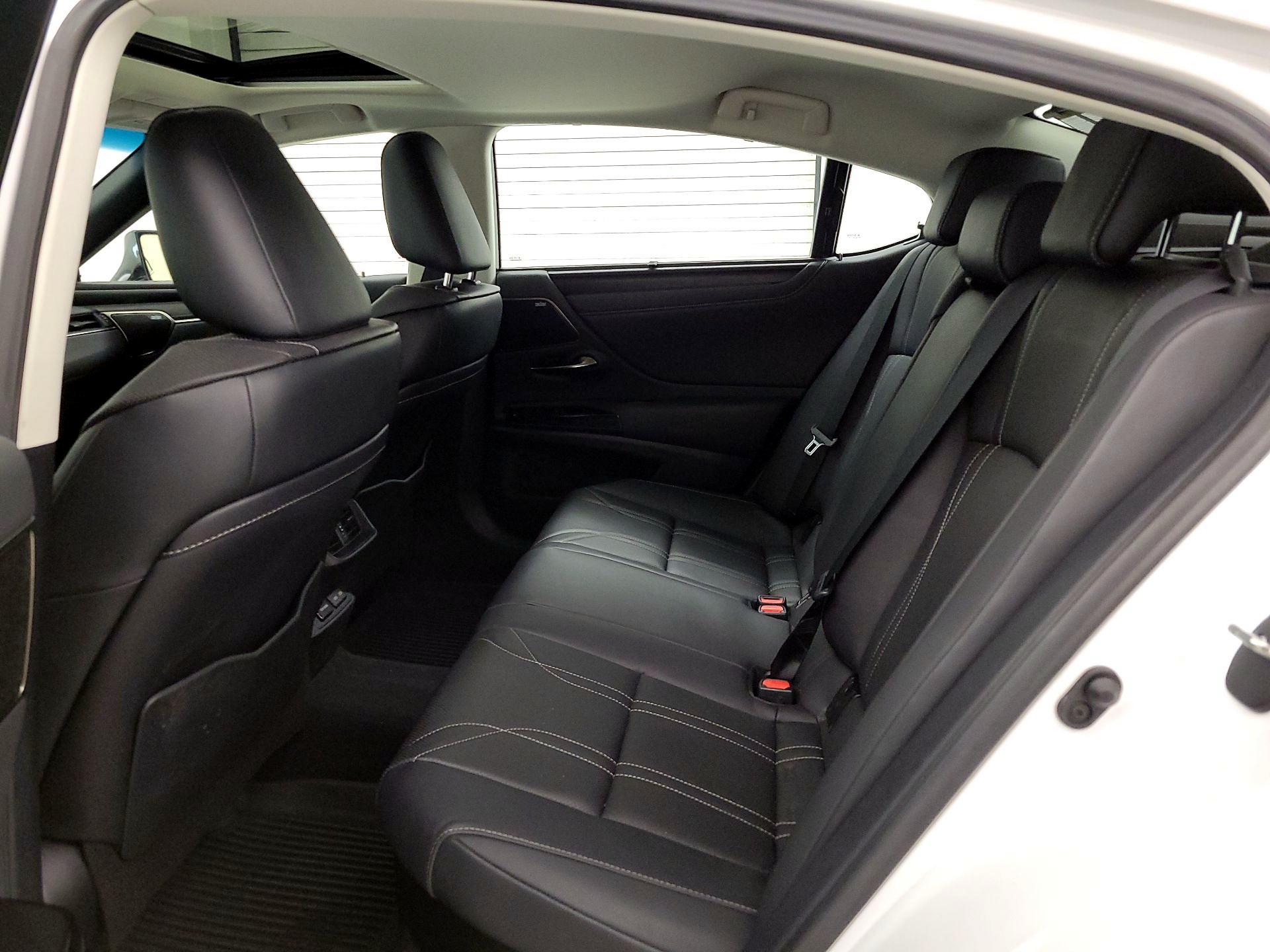 Thumbnail: 2023 Lexus ES - 19