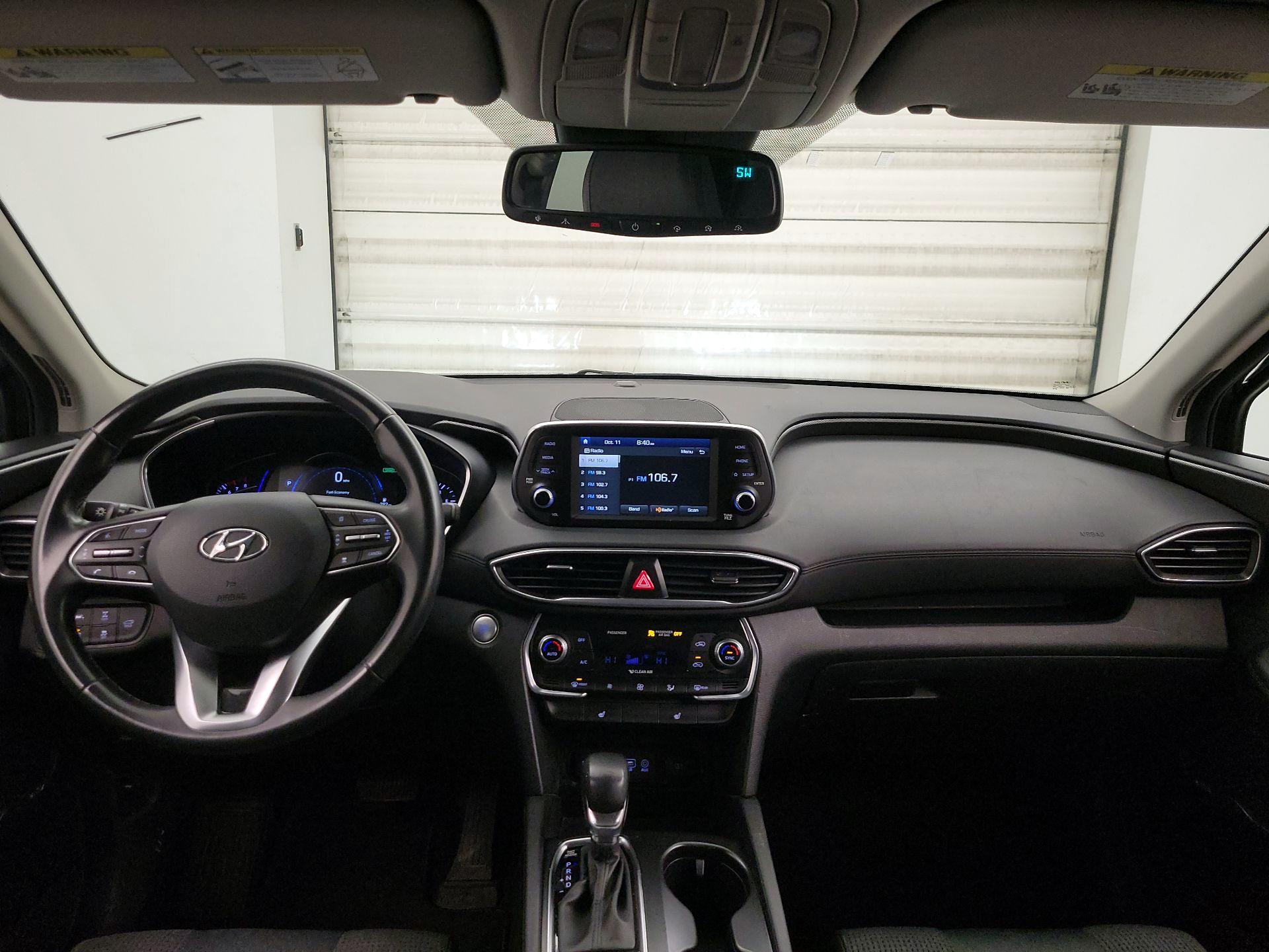 Thumbnail: 2019 Hyundai Santa Fe - 9