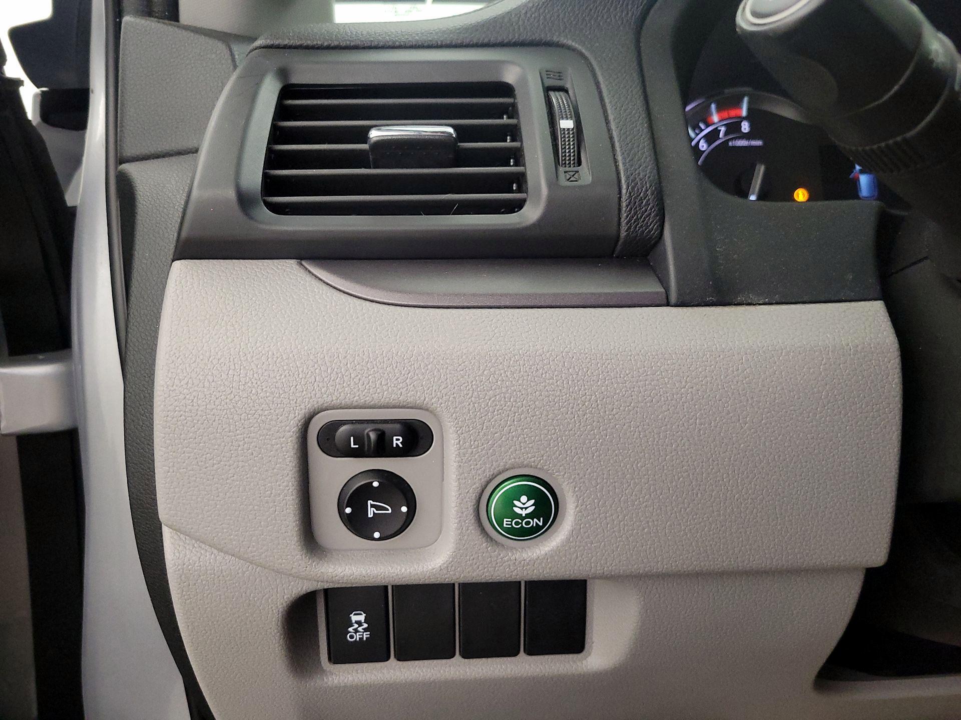 Thumbnail: 2018 Honda Pilot - 13