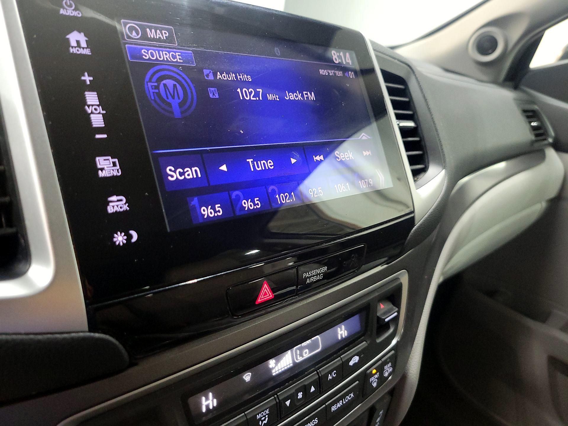 Thumbnail: 2018 Honda Pilot - 16