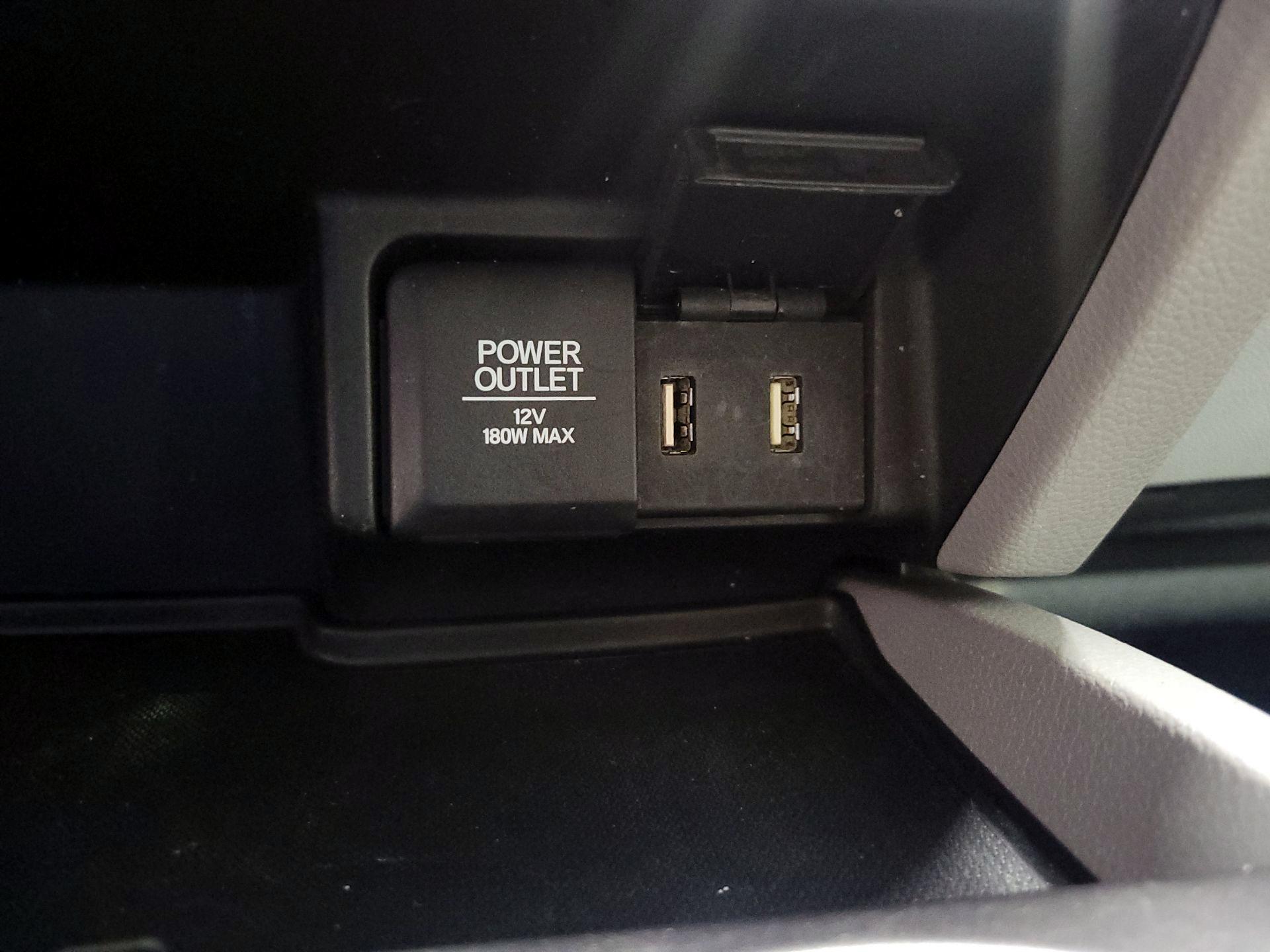 Thumbnail: 2018 Honda Pilot - 19