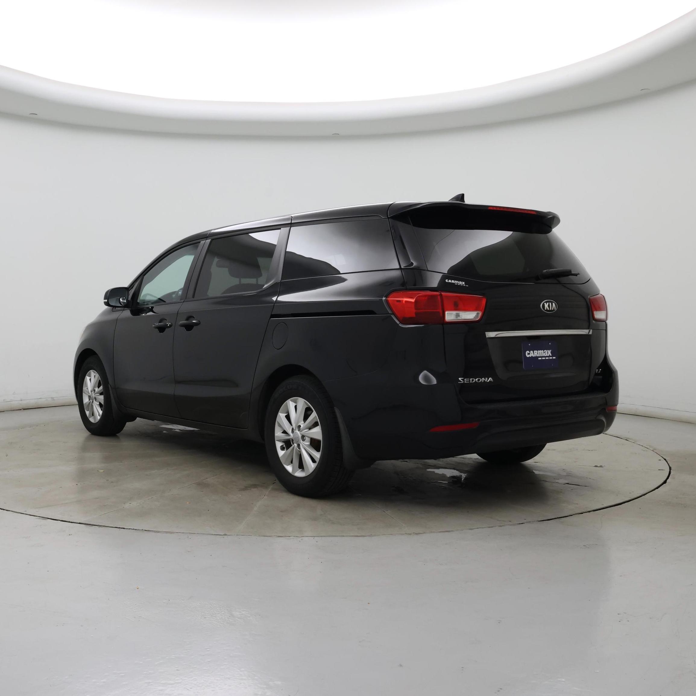 Thumbnail: 2017 Kia Sedona - 2