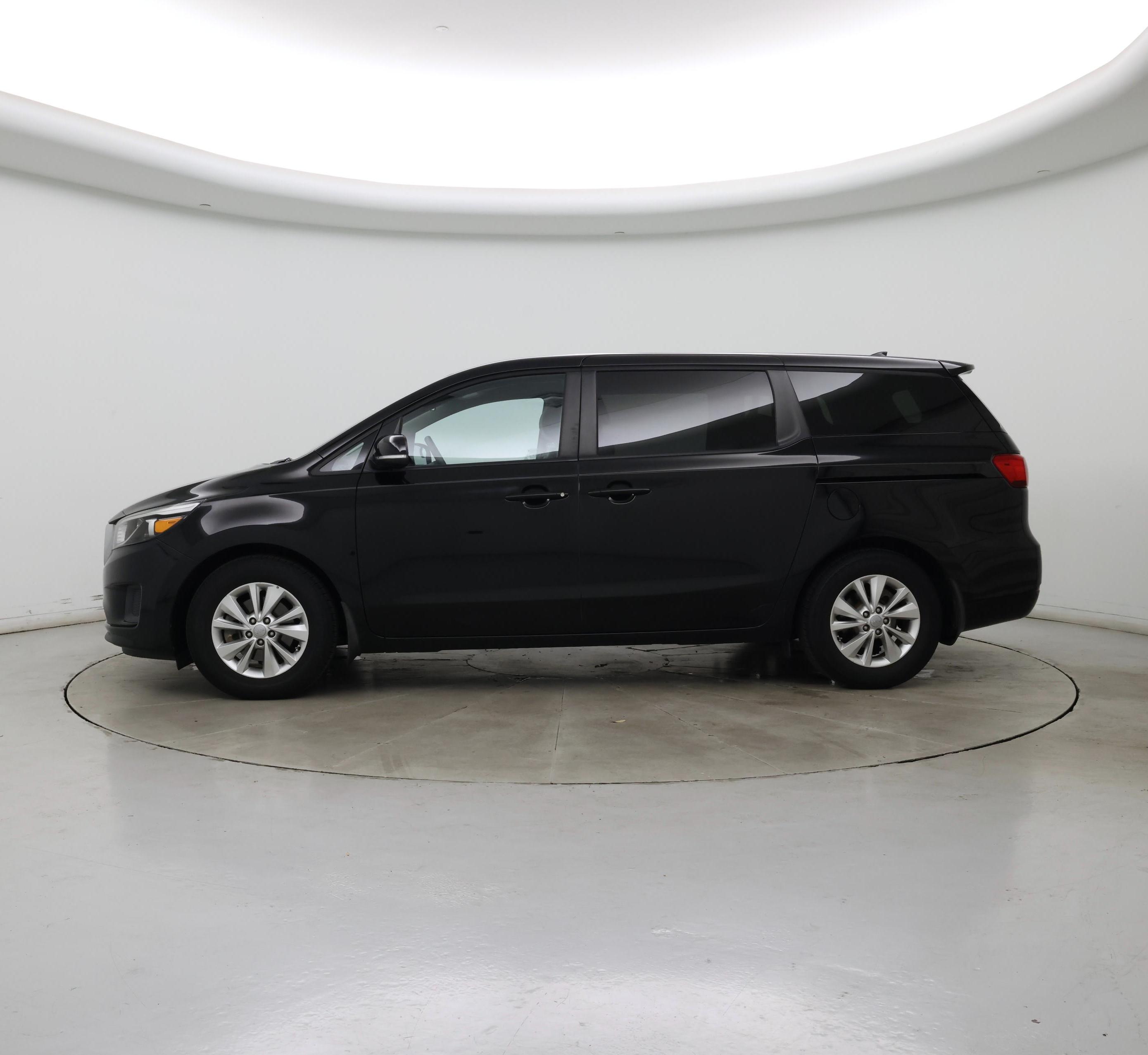 Thumbnail: 2017 Kia Sedona - 3