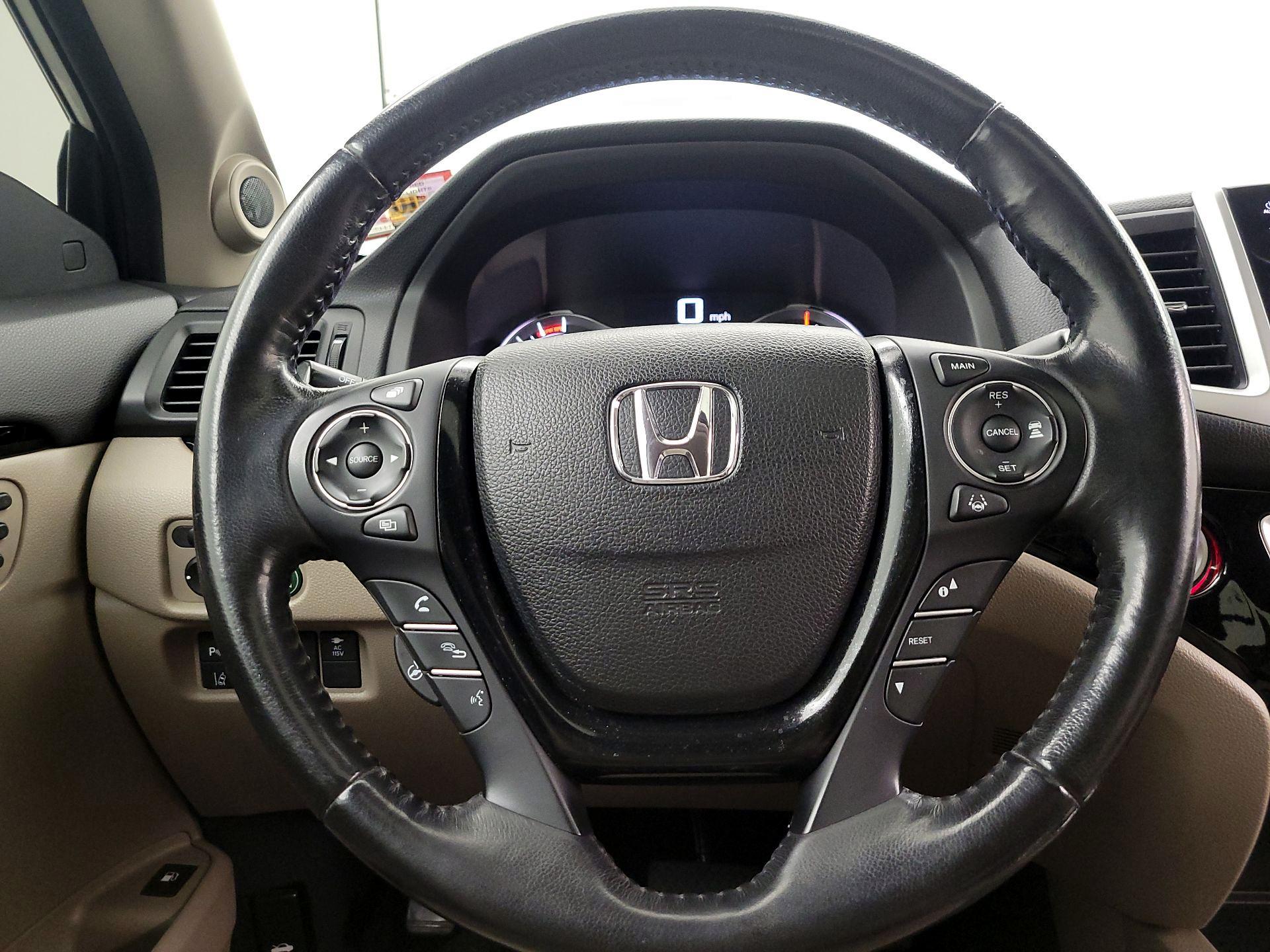 Thumbnail: 2019 Honda Ridgeline - 10