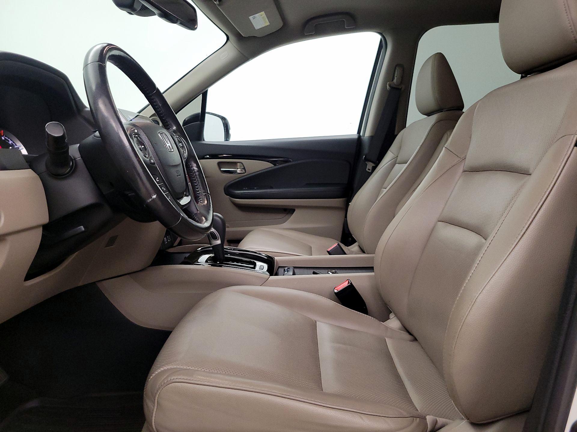 Thumbnail: 2019 Honda Ridgeline - 11